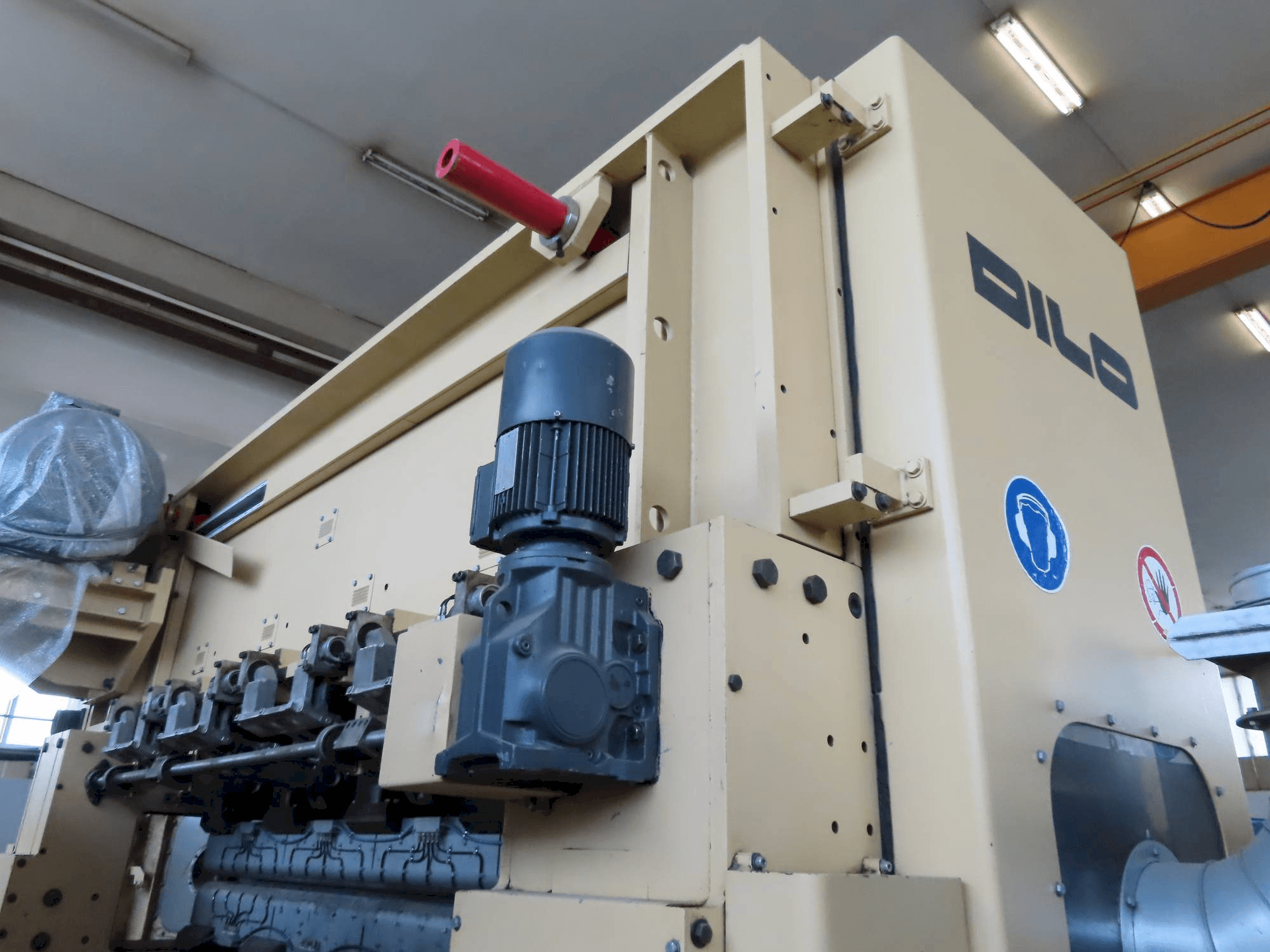 Vooraanzicht van DI-LOOM CBF 25 OUG-I HVXL 25 machine