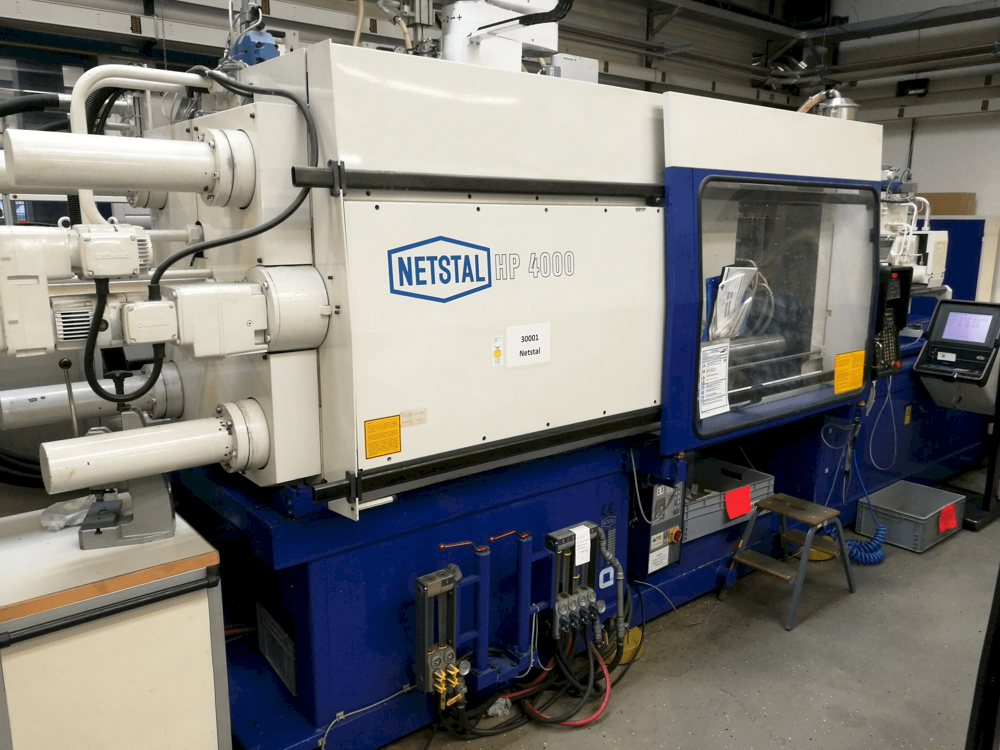 Vooraanzicht van Netstal HP4000/445-445 machine