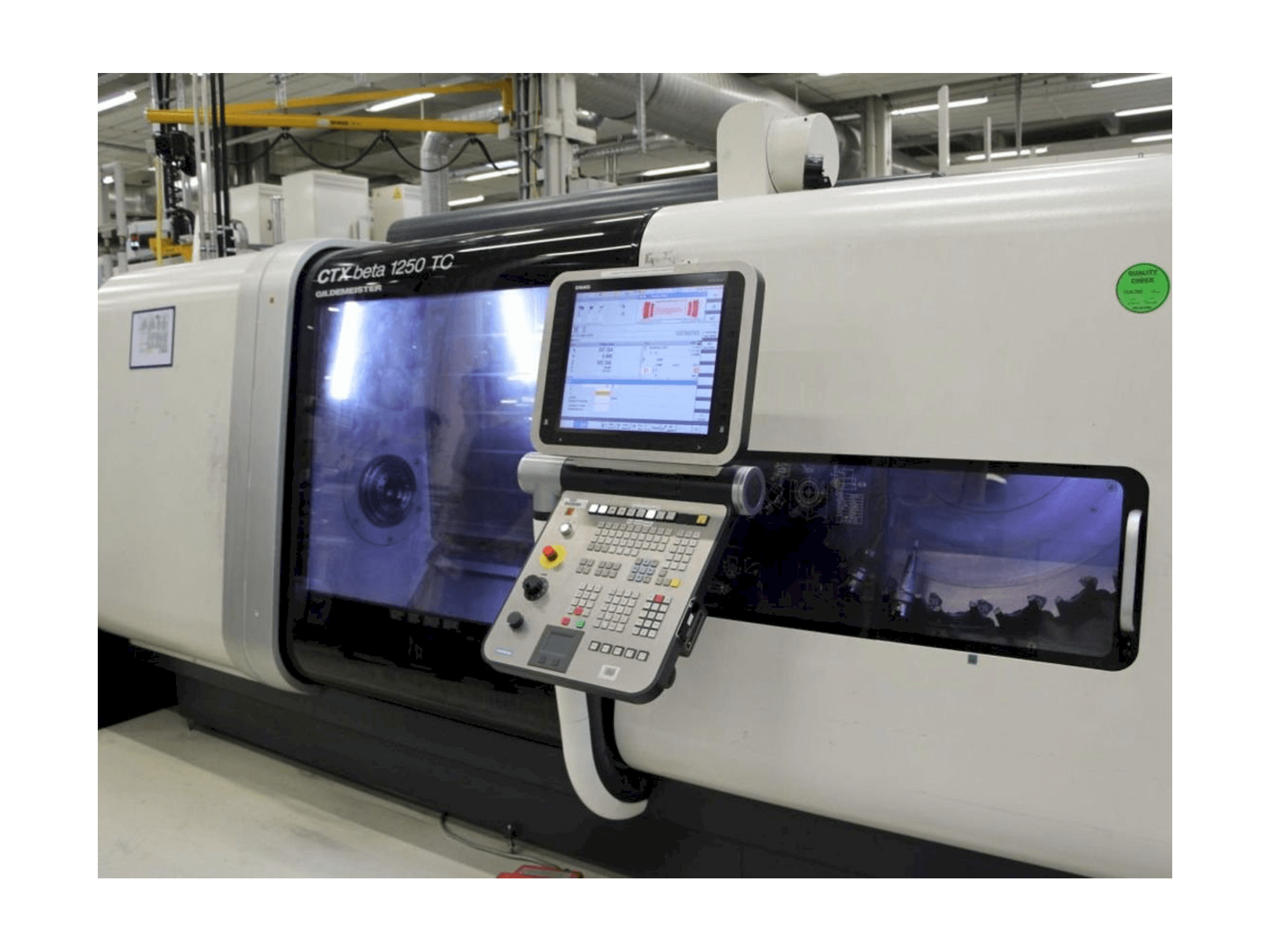 Vooraanzicht van DMG MORI GILDEMEISTER CTX Beta 1250 TC machine