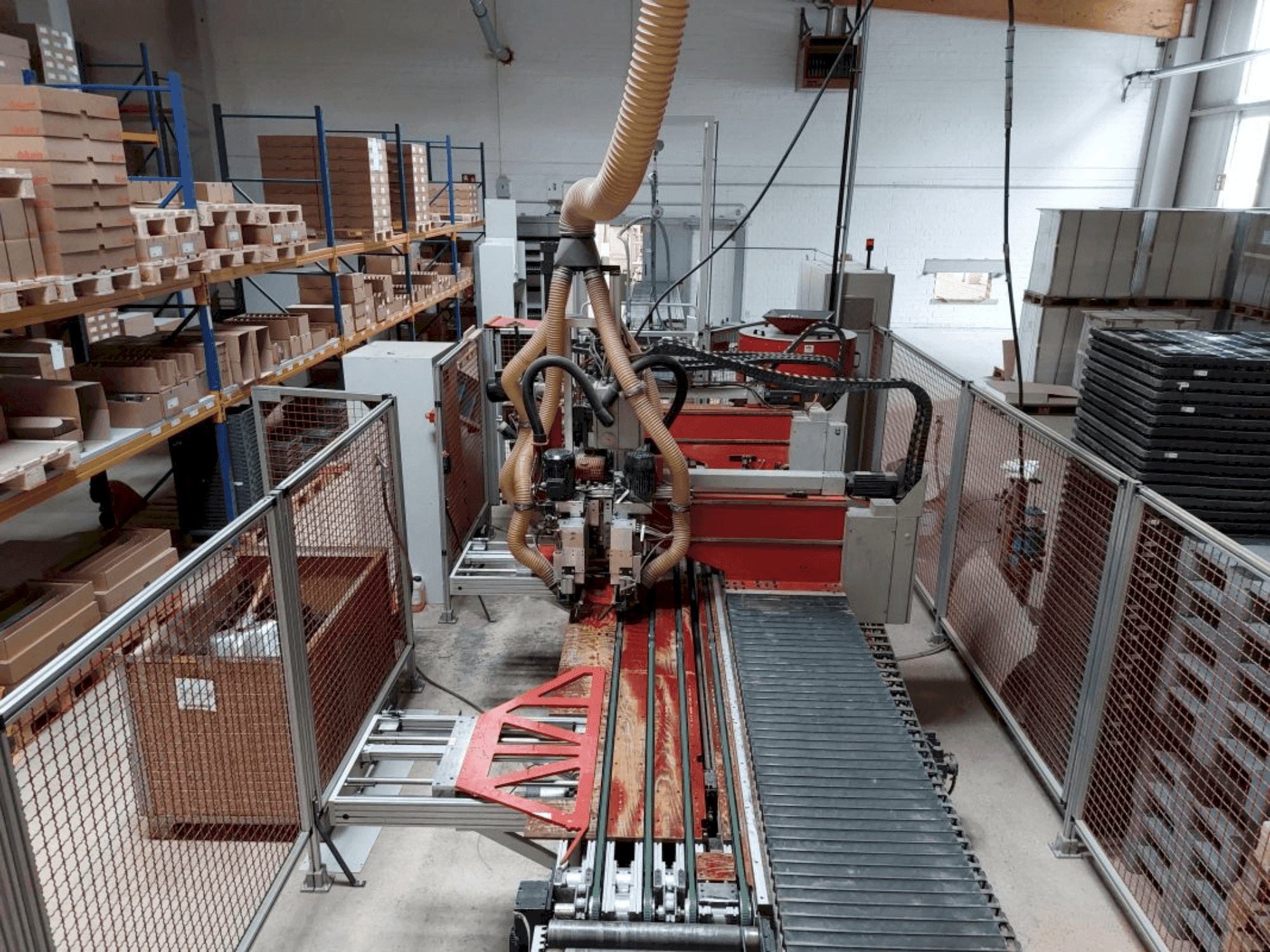 Vooraanzicht van Priess & Horstmann BMA-DLS-CNC machine