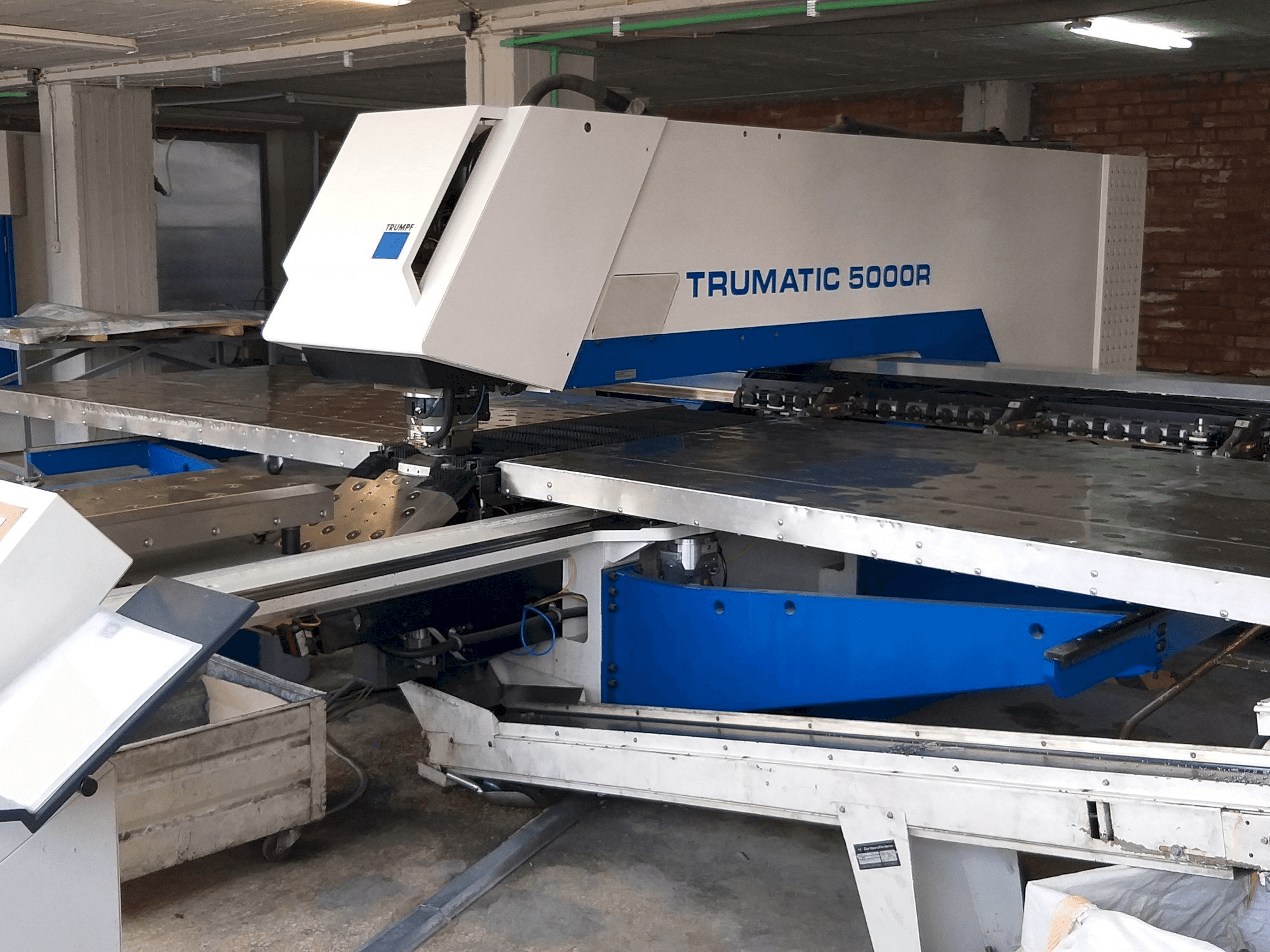 Vooraanzicht van Trumpf Trumatic 5000 R machine
