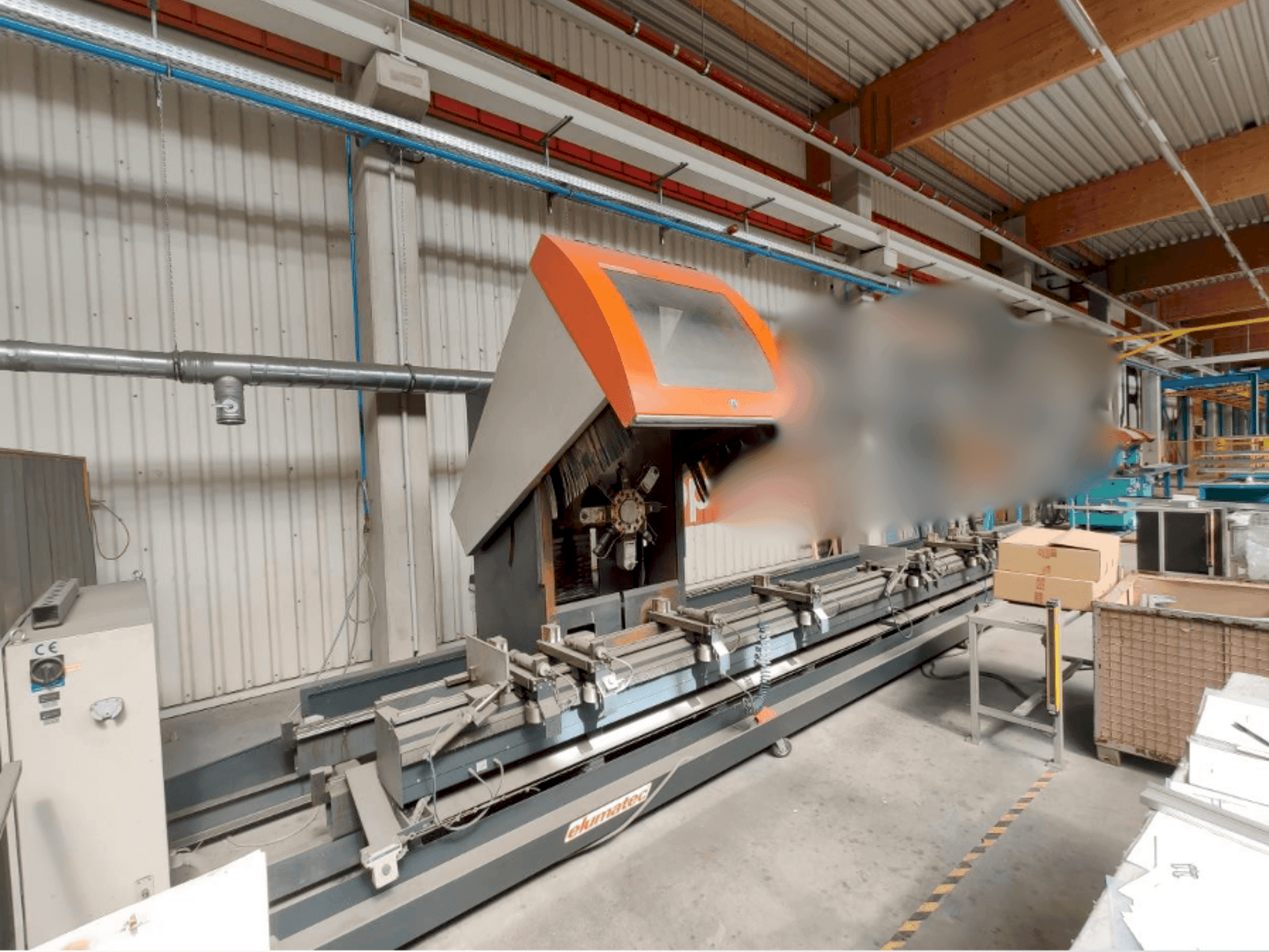 Vooraanzicht van Elumatec SBZ 130 machine