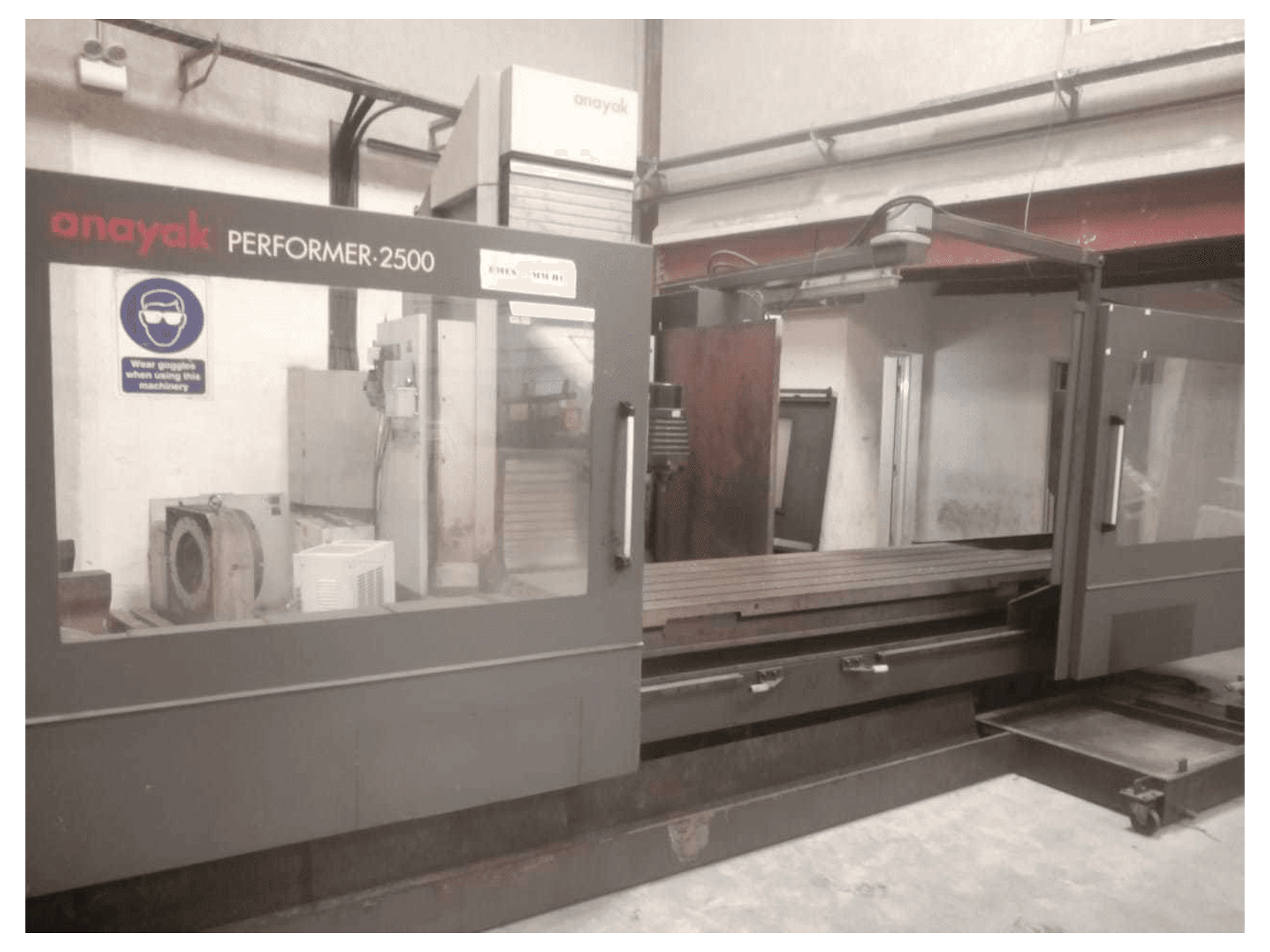 Vooraanzicht van ANAYAK PERFORMER-2500 machine