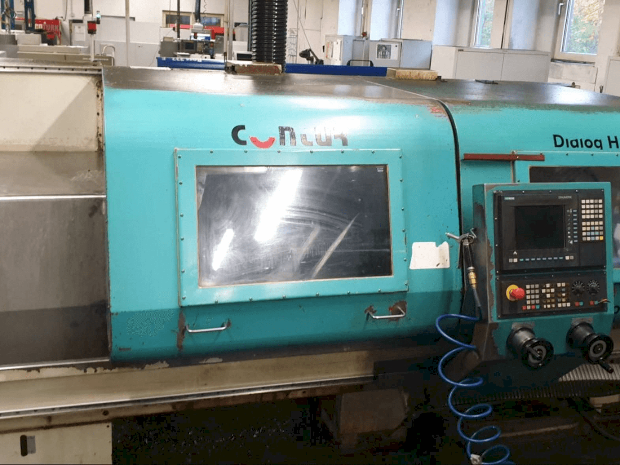 Vooraanzicht van Saeilo H560 machine