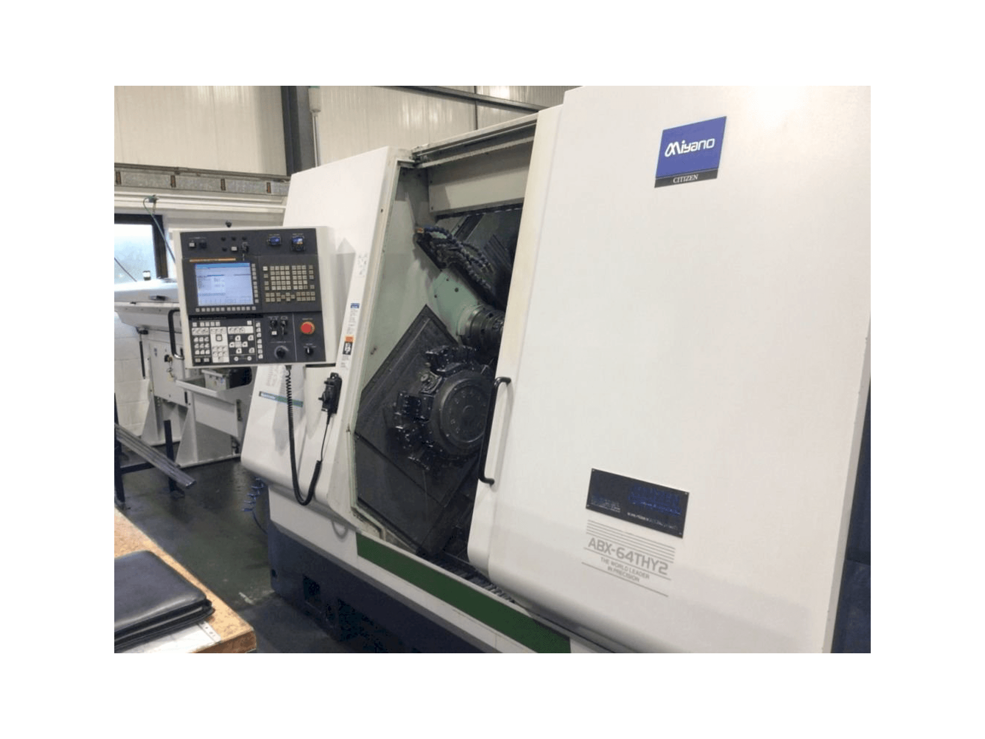 Vooraanzicht van Miyano ABX 64 THY2 machine