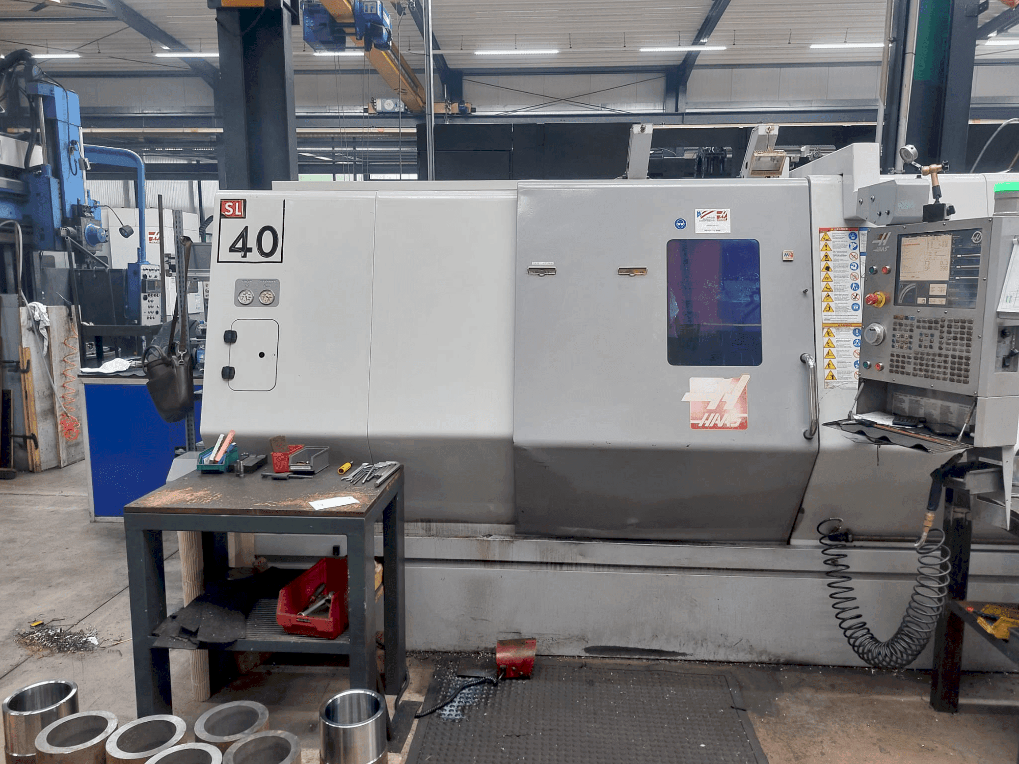 Vooraanzicht van HAAS SL-40 machine
