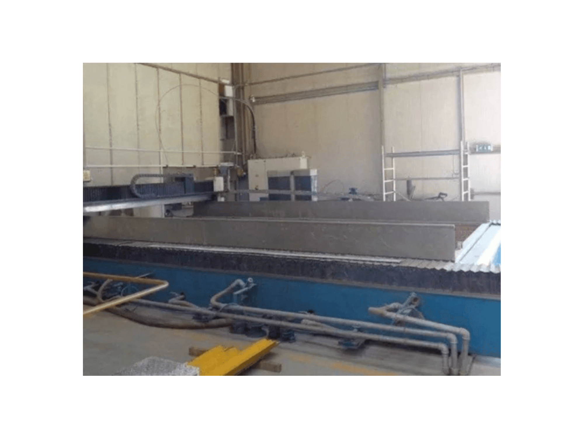 Vooraanzicht van YC Industry YCWJ-3742-L3060 machine