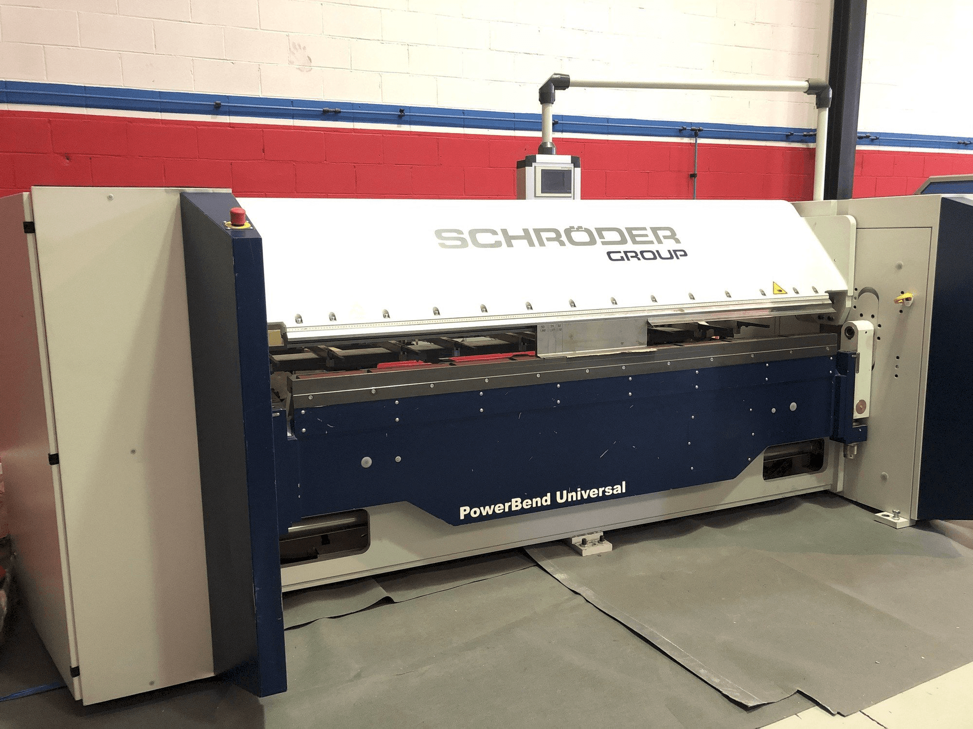 Vooraanzicht van Schröder PBU 2500x4 (2016) machine