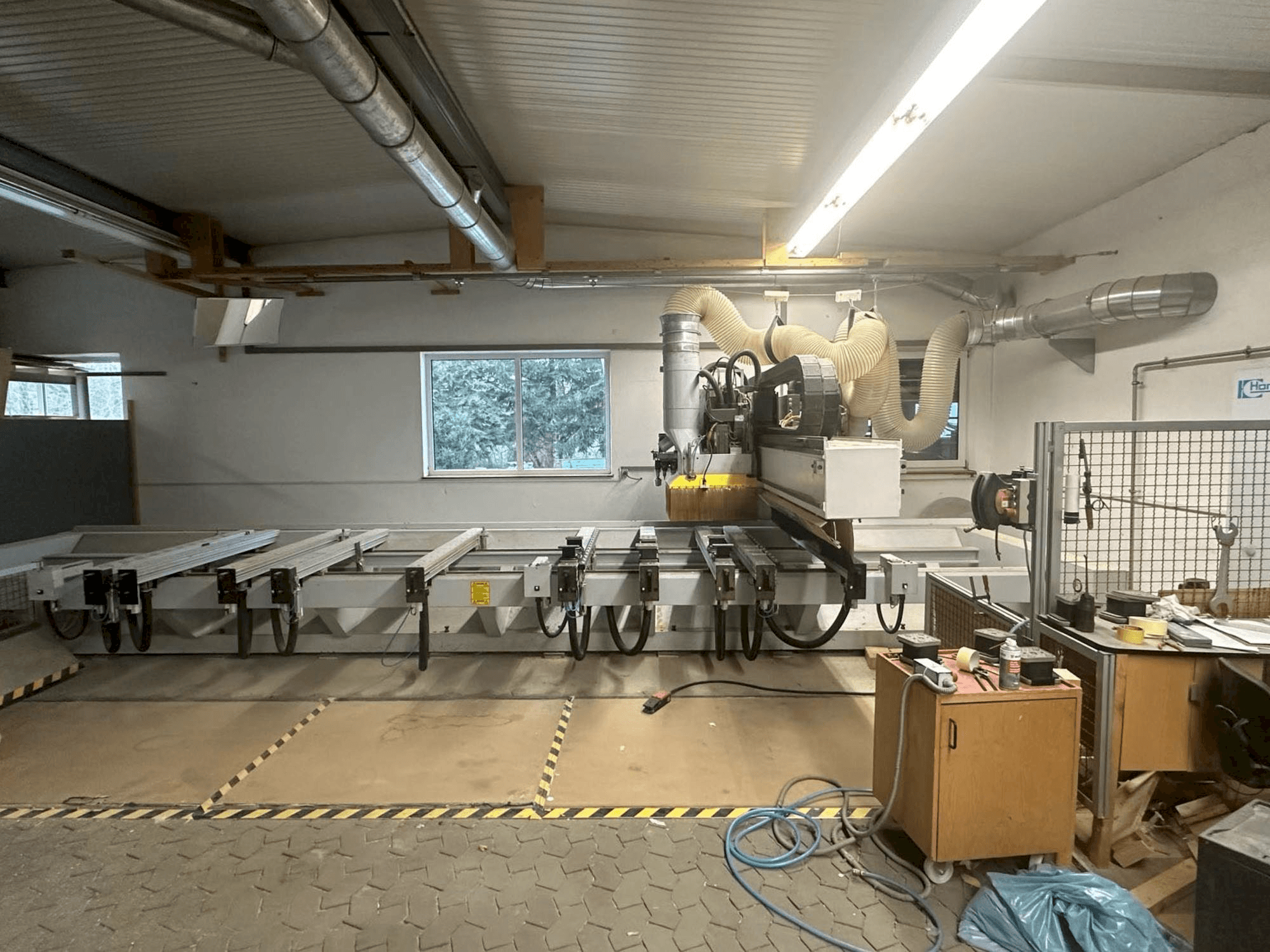 Vooraanzicht van HOMAG BAZ20/50/16/K machine