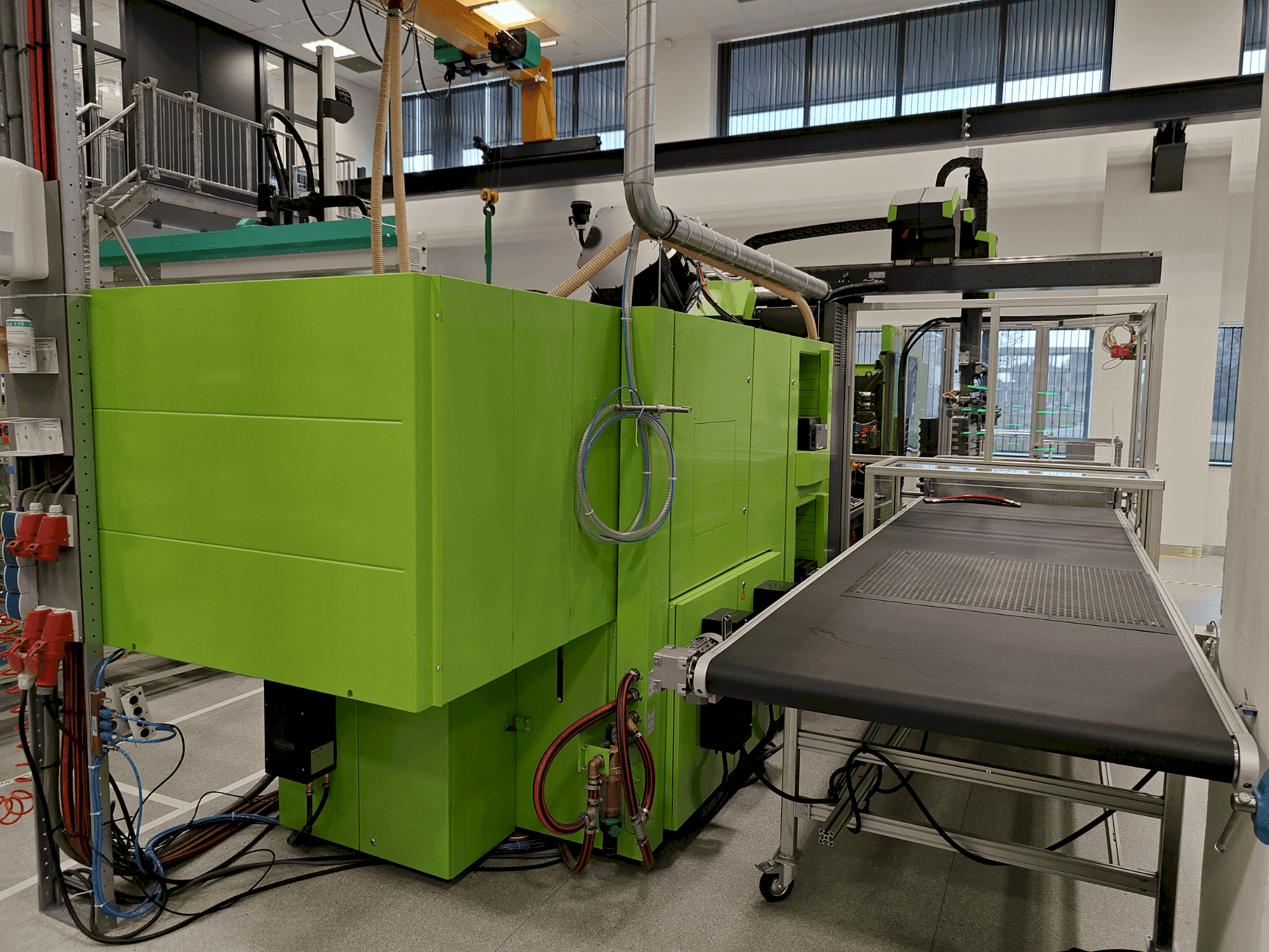 Vooraanzicht van Engel e-victory 740H/50W/220 combi + Viper 20 machine
