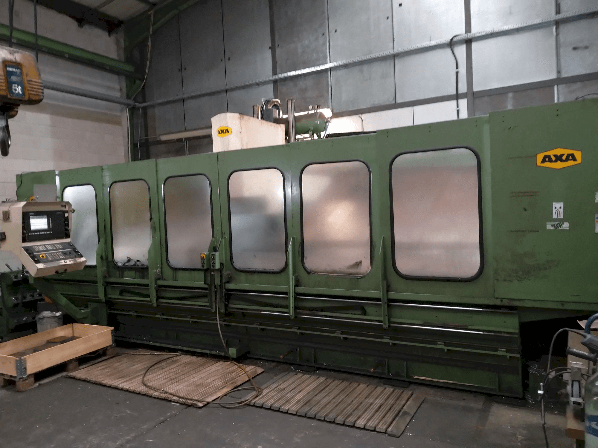 Vooraanzicht van AXA VSC 5000-m machine