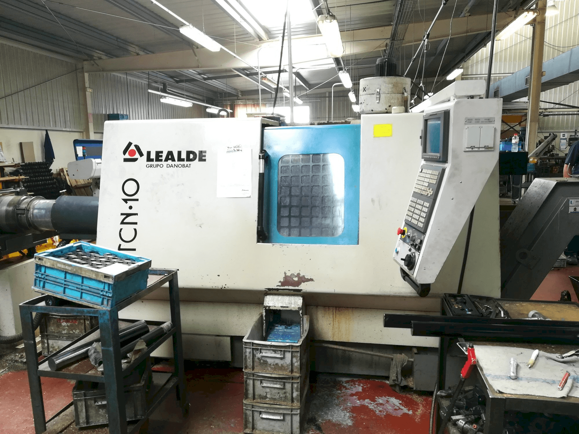 Vooraanzicht van Lealde TCN 10 machine