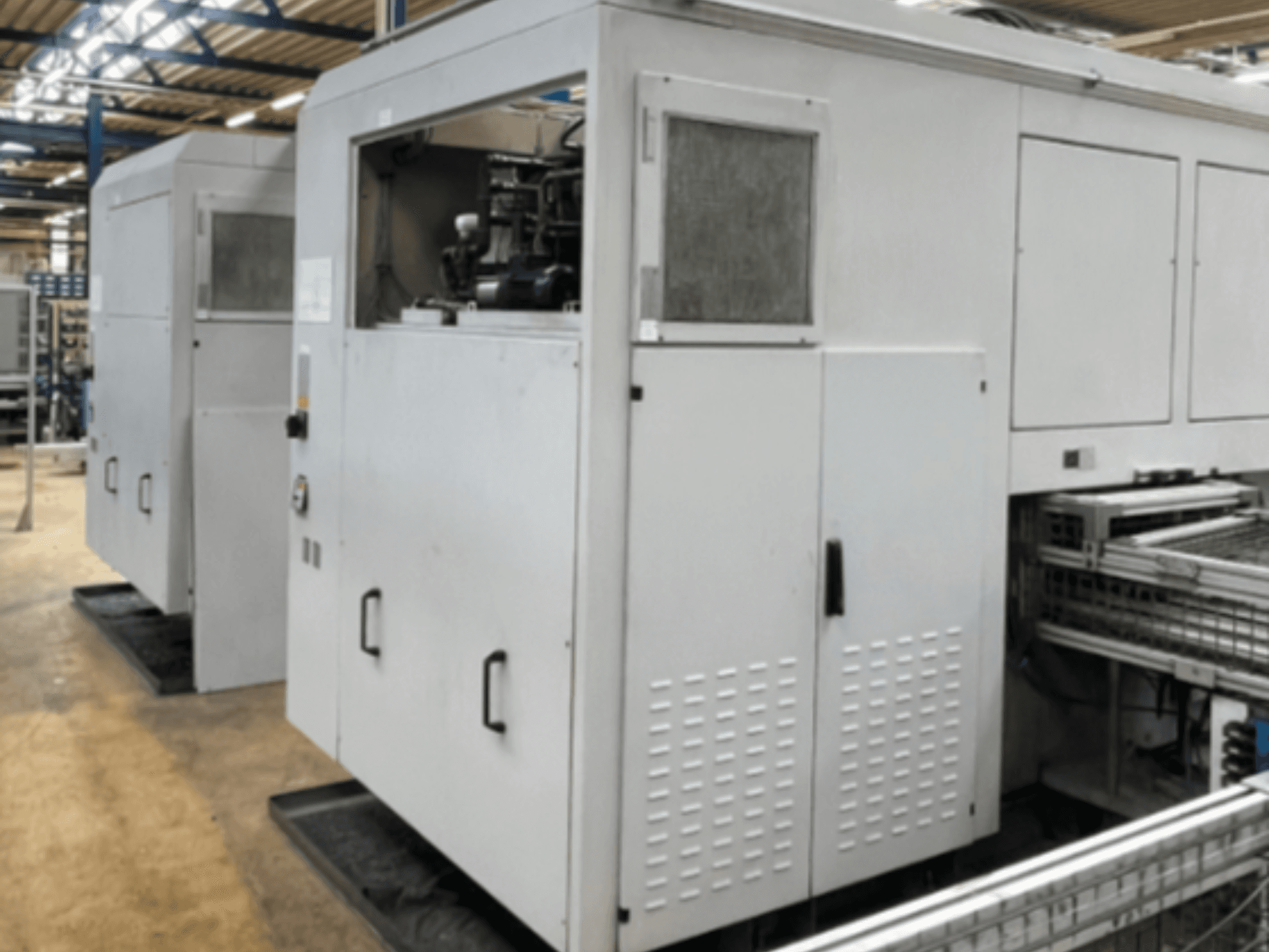 EMAG VSC 200 TWIN OP 20 verticale draaimachine, zijaanzicht met bedieningspaneel en bedieningsfuncties.