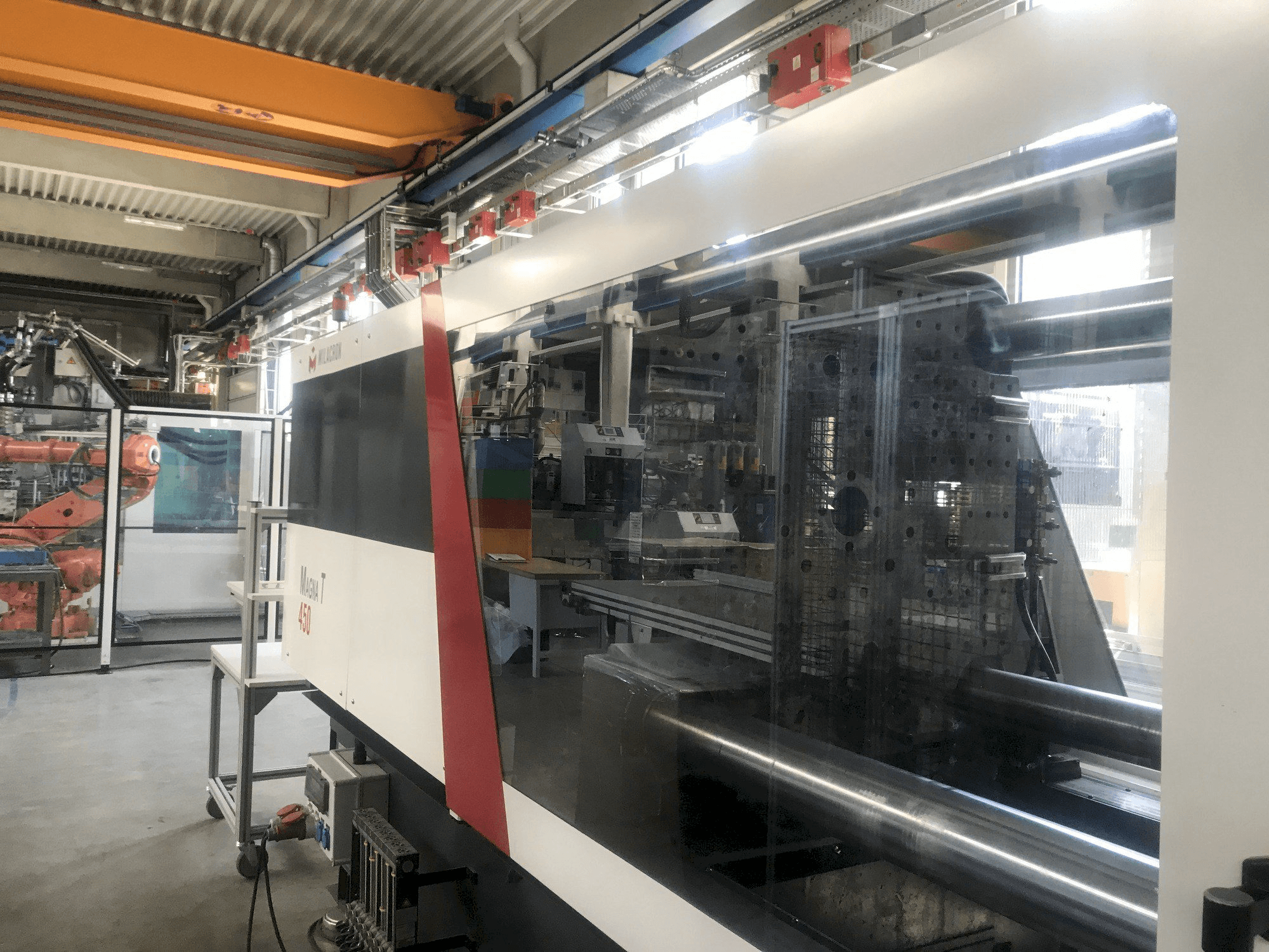 Vooraanzicht van Ferromatik MTS 450-2290 machine