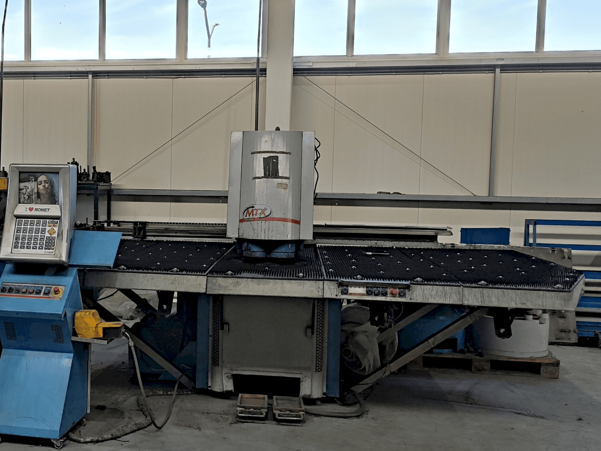 Vooraanzicht van Euromac MTX INDEX machine