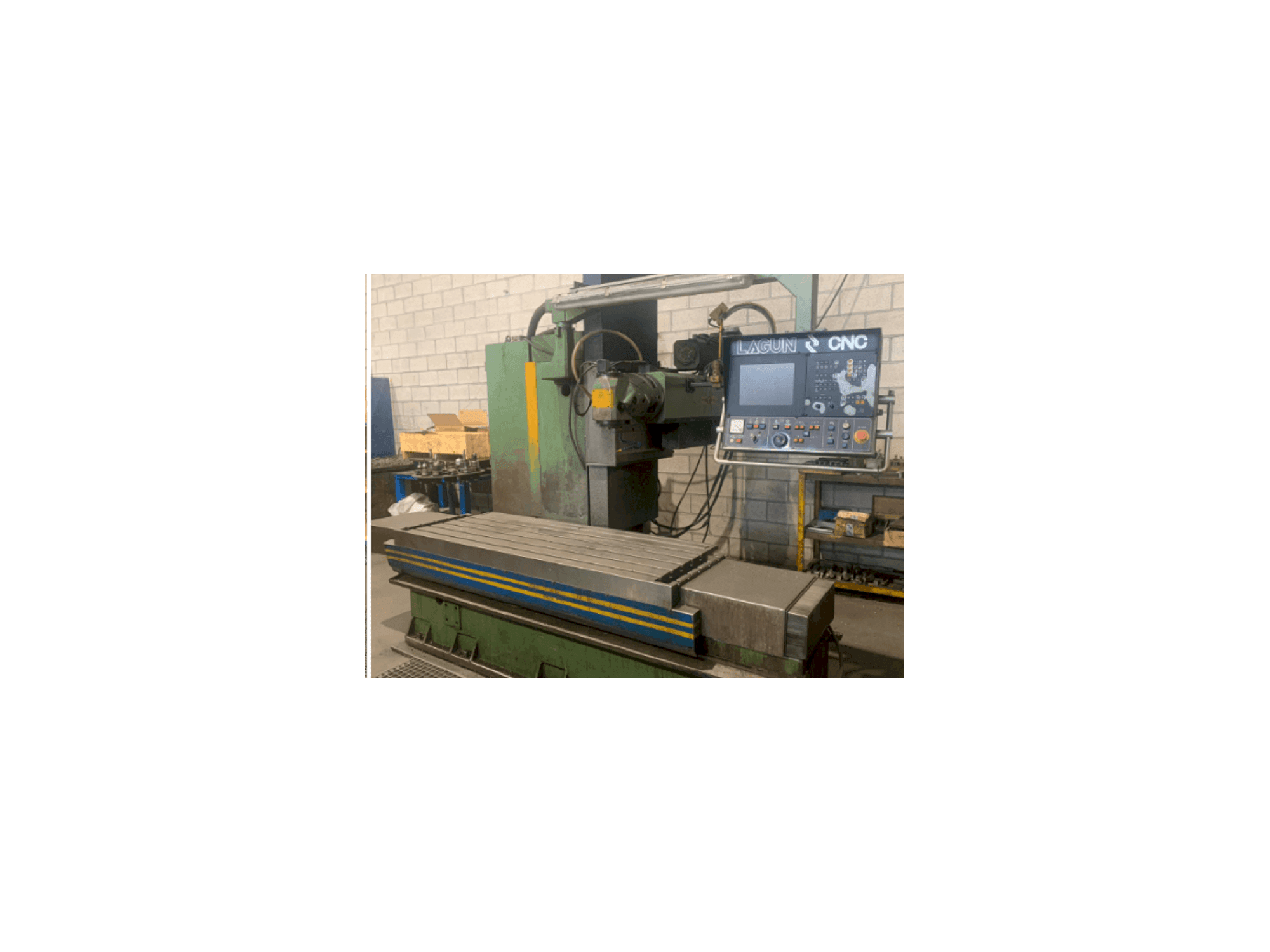 Vooraanzicht van LAGUN FBF 1800 machine