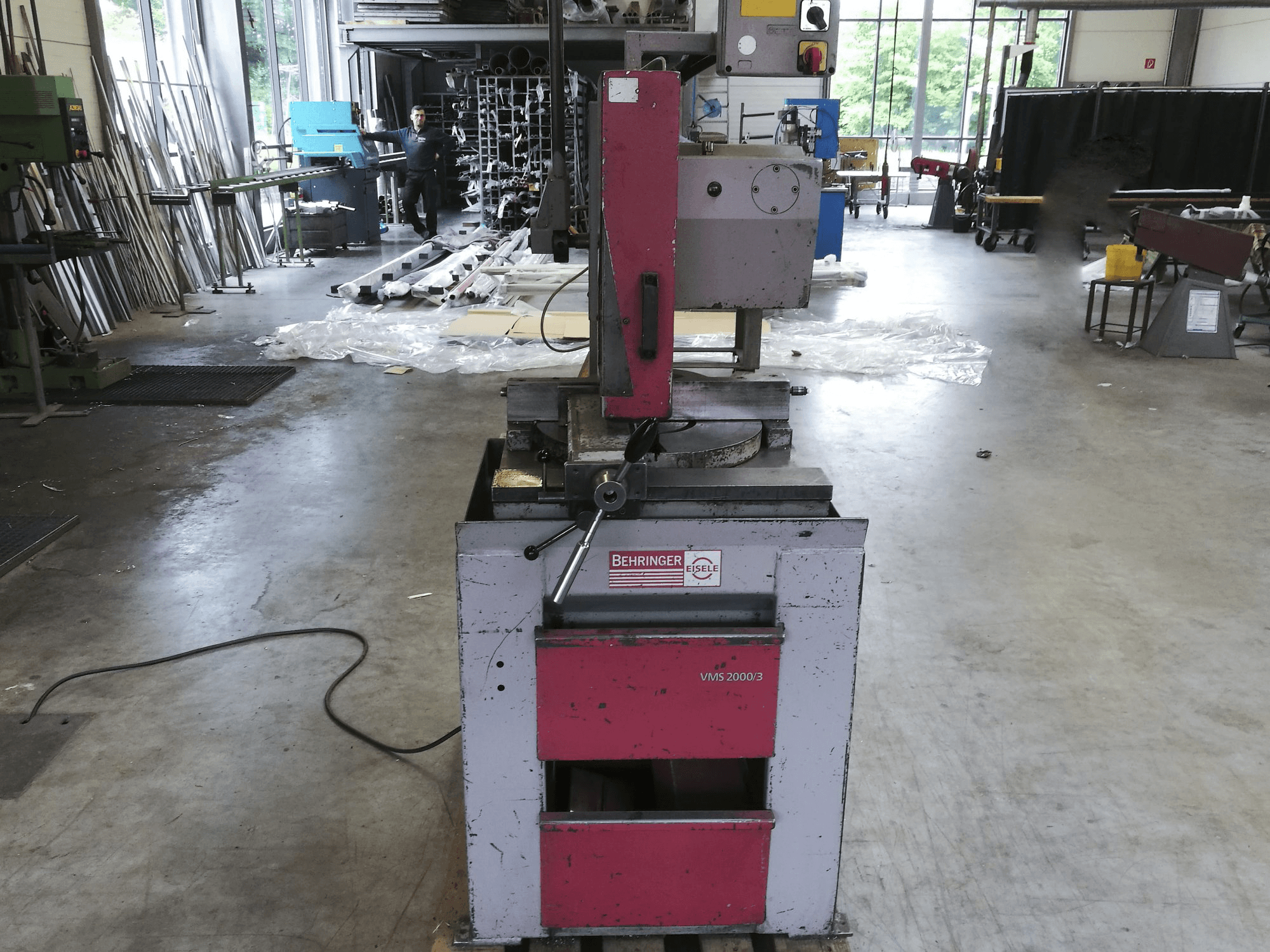 Vooraanzicht van EISELE VMS 2000/3 machine