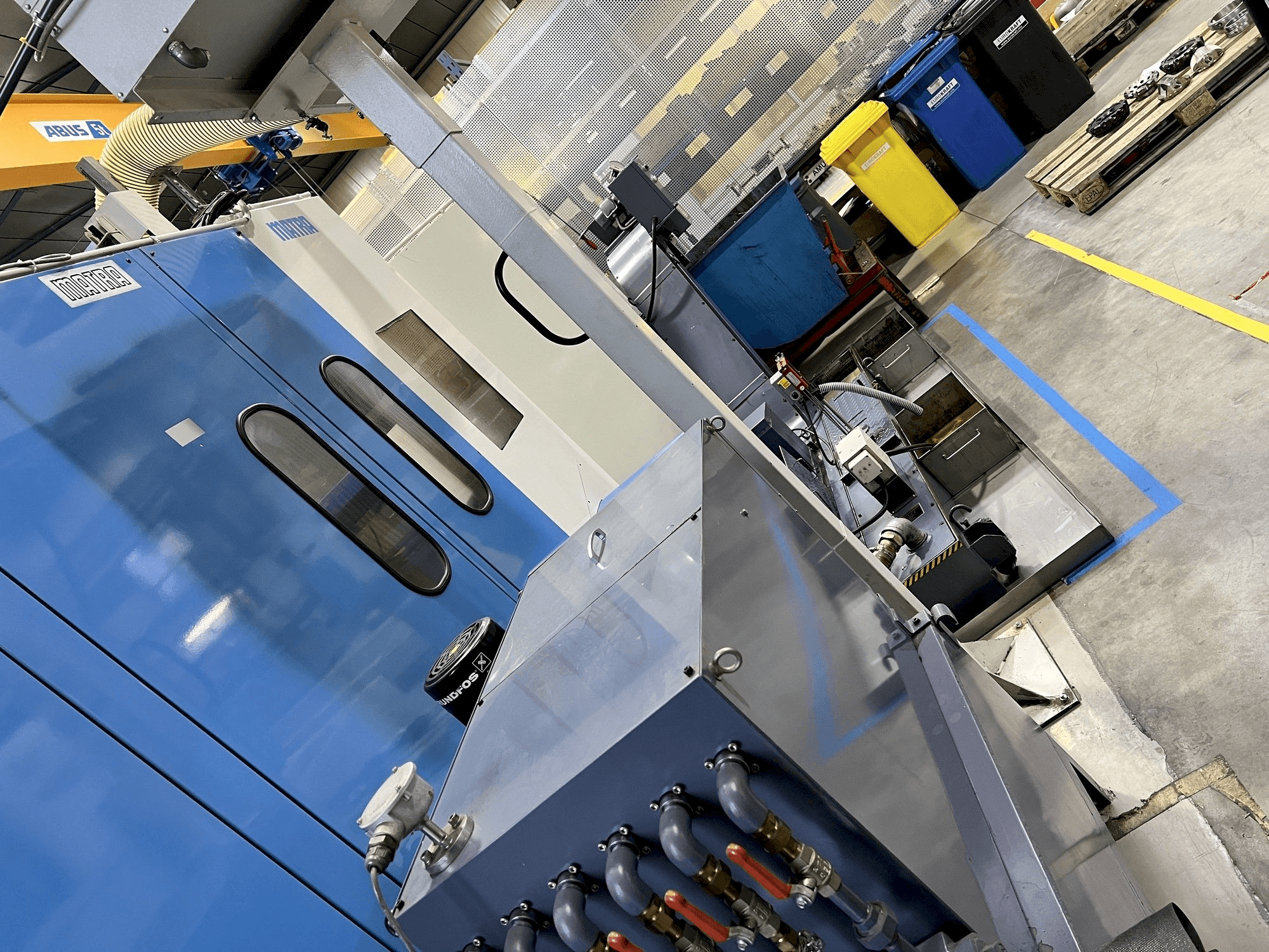 Vooraanzicht van OKK Kch 500 - 8 Tische machine