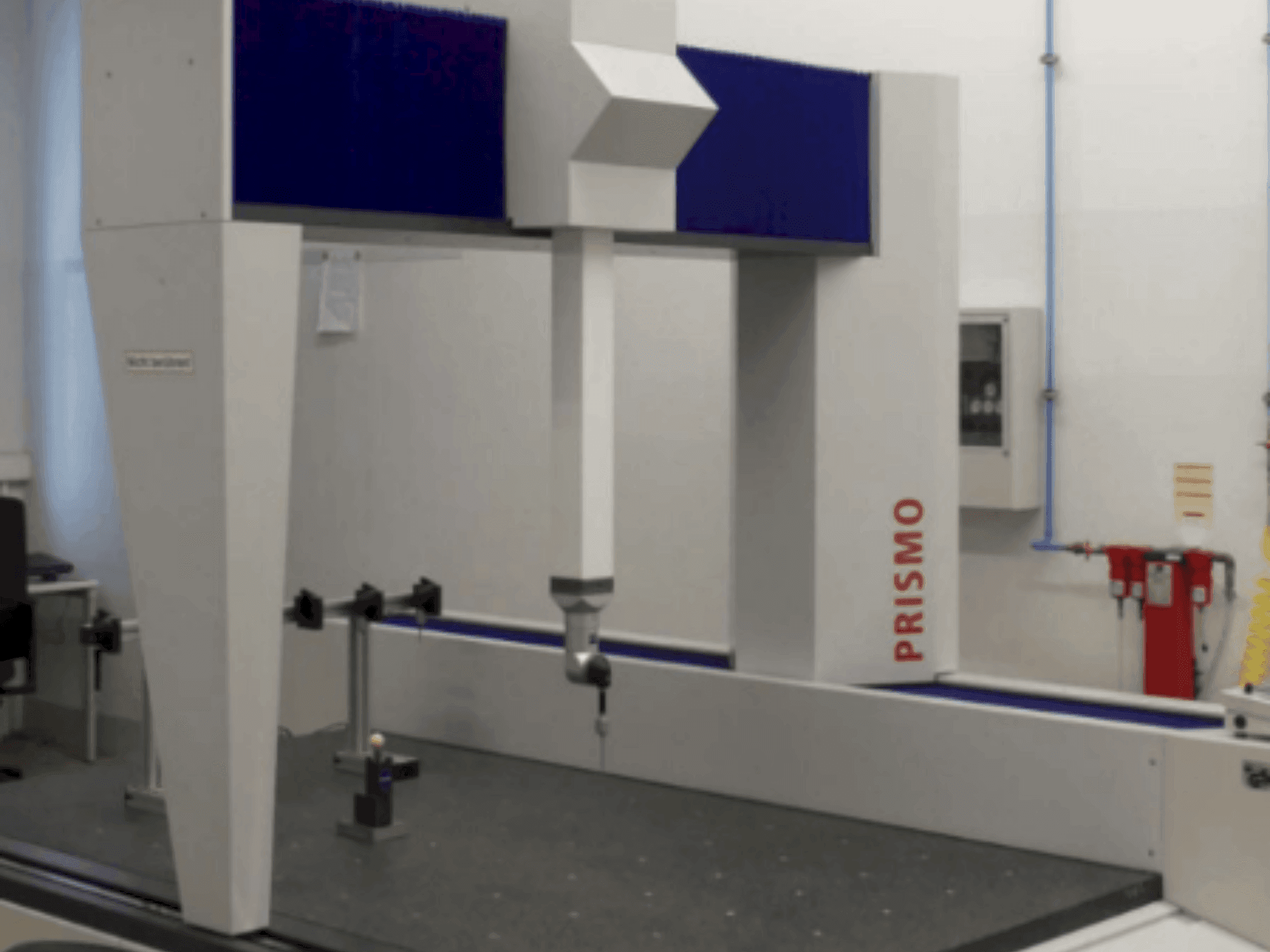 Vooraanzicht van ZEISS Prismo 12/18/10 (2002) machine
