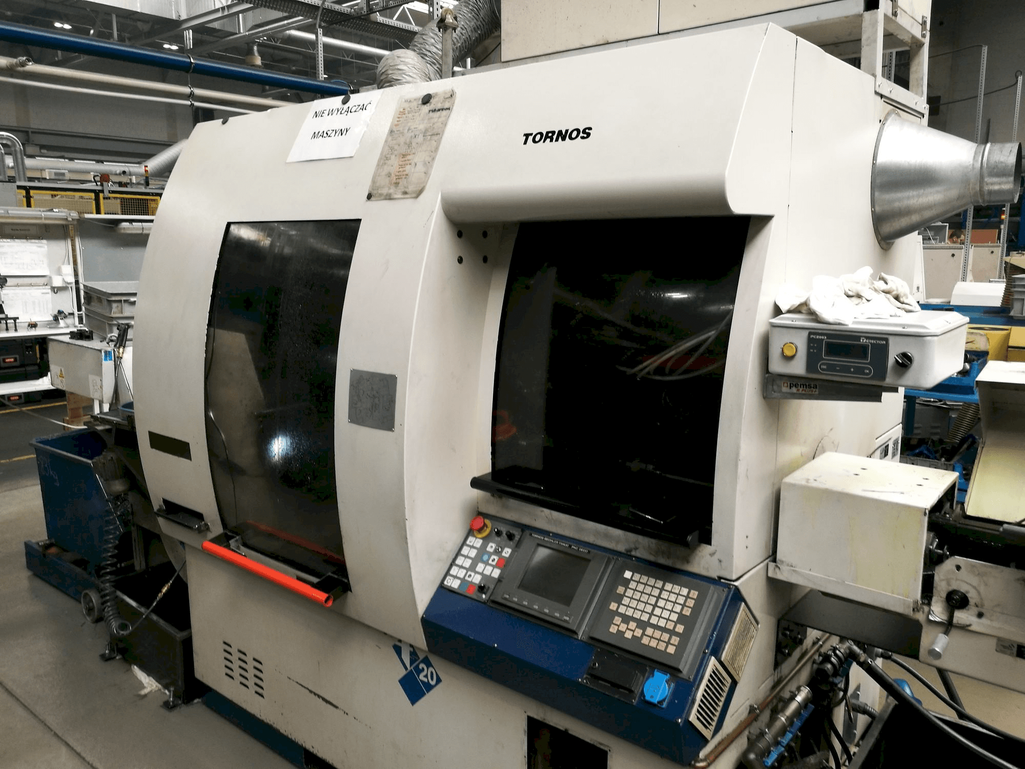 Vooraanzicht van Tornos Deco-2000/20 machine