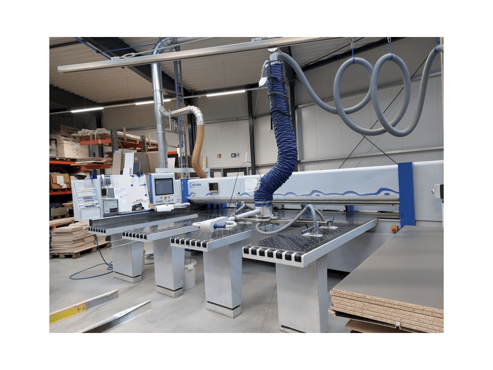 Vooraanzicht van HOLZMA HPP 380 machine