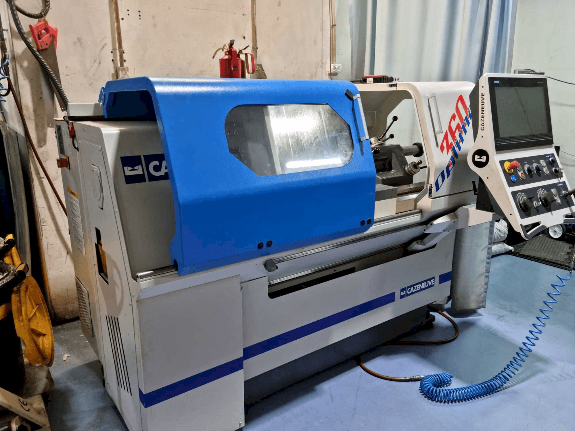 Vooraanzicht van CAZENEUVE Optimax 360 machine