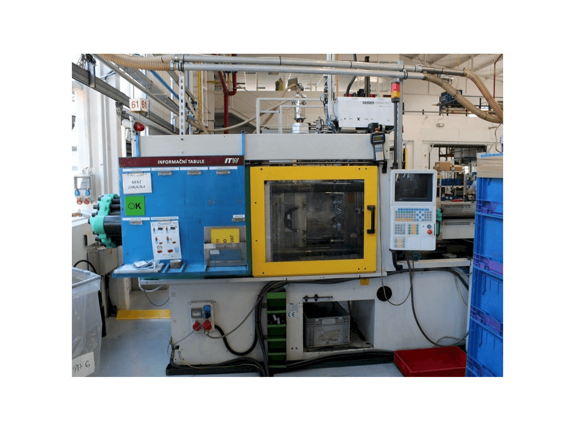 Vooraanzicht van Arburg 470 C 1500-800 machine