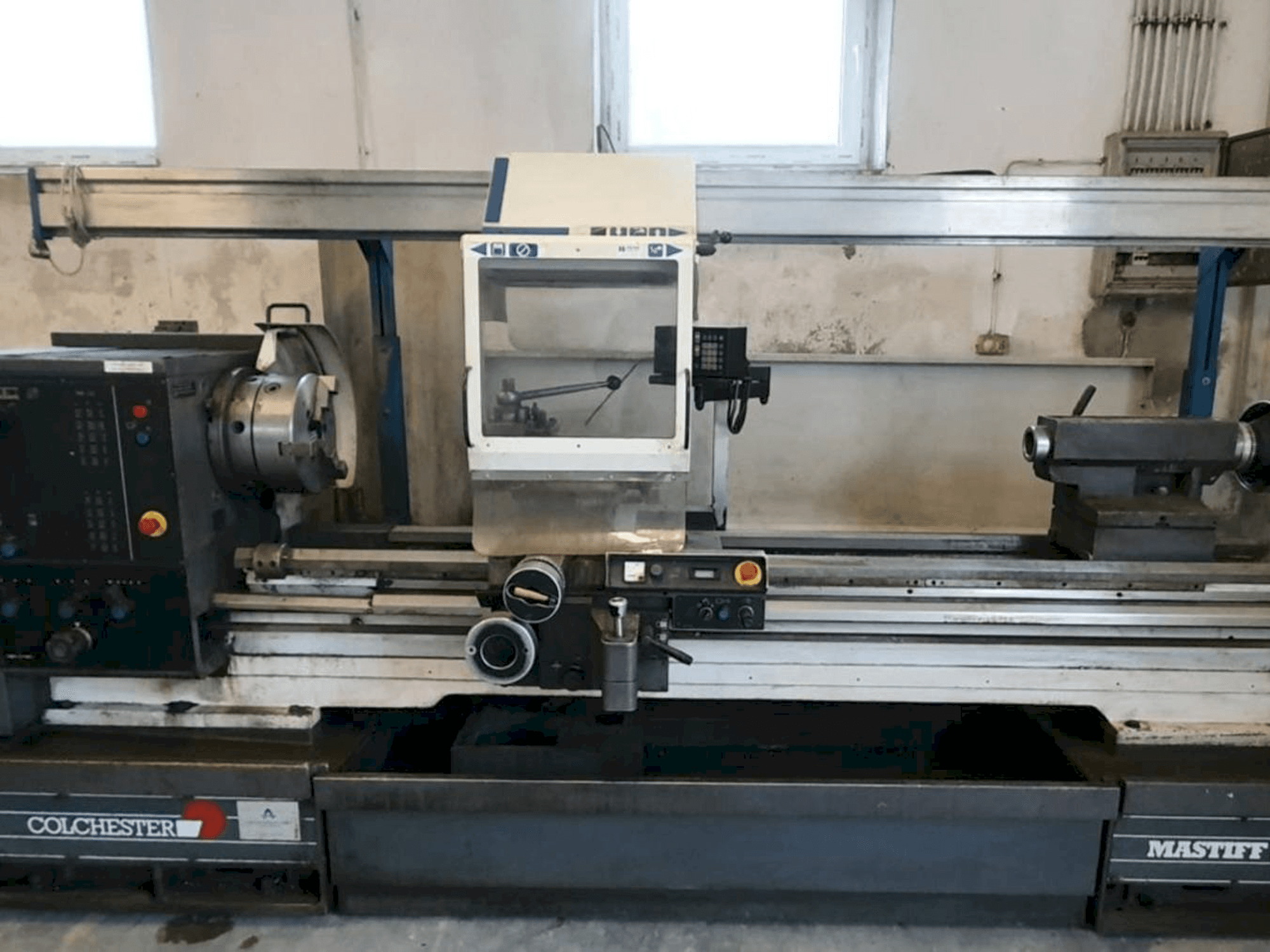 Vooraanzicht van Colchester MASTIFF V/S 1800 machine