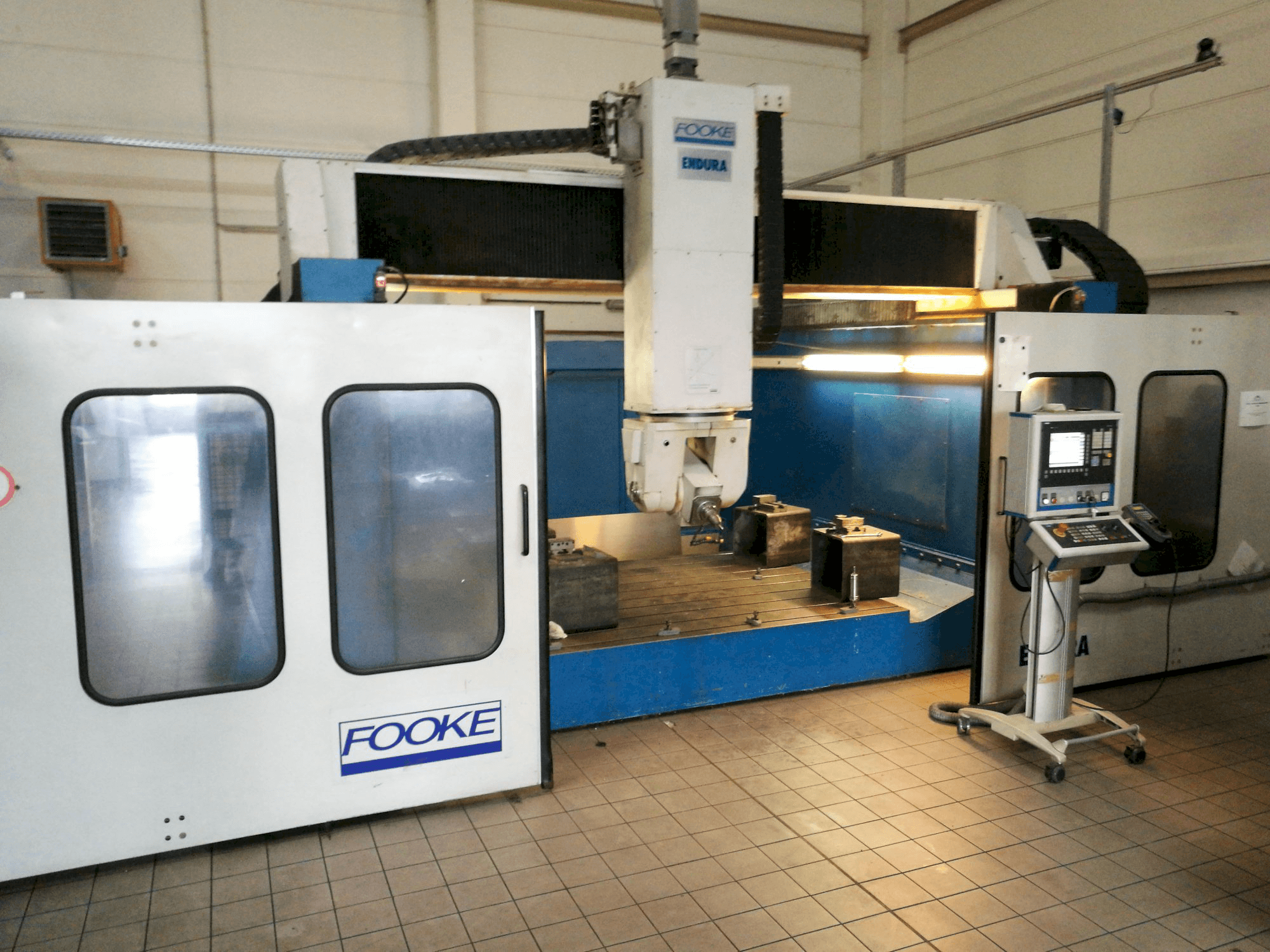 Vooraanzicht van FOOKE ENDURA 5-20/25/07/5-30 machine