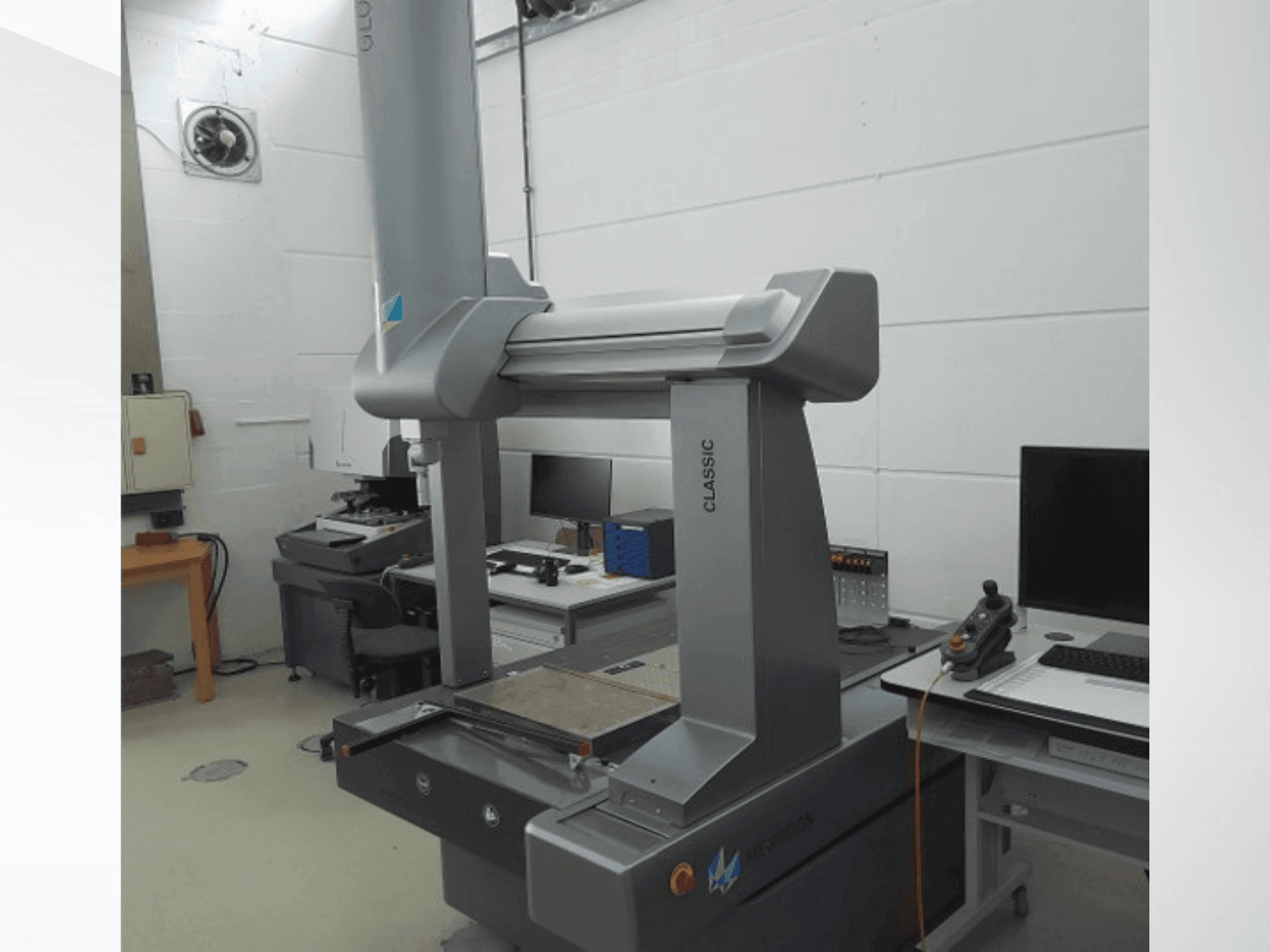 Vooraanzicht van Hexagon GLOBAL CLASSIC machine