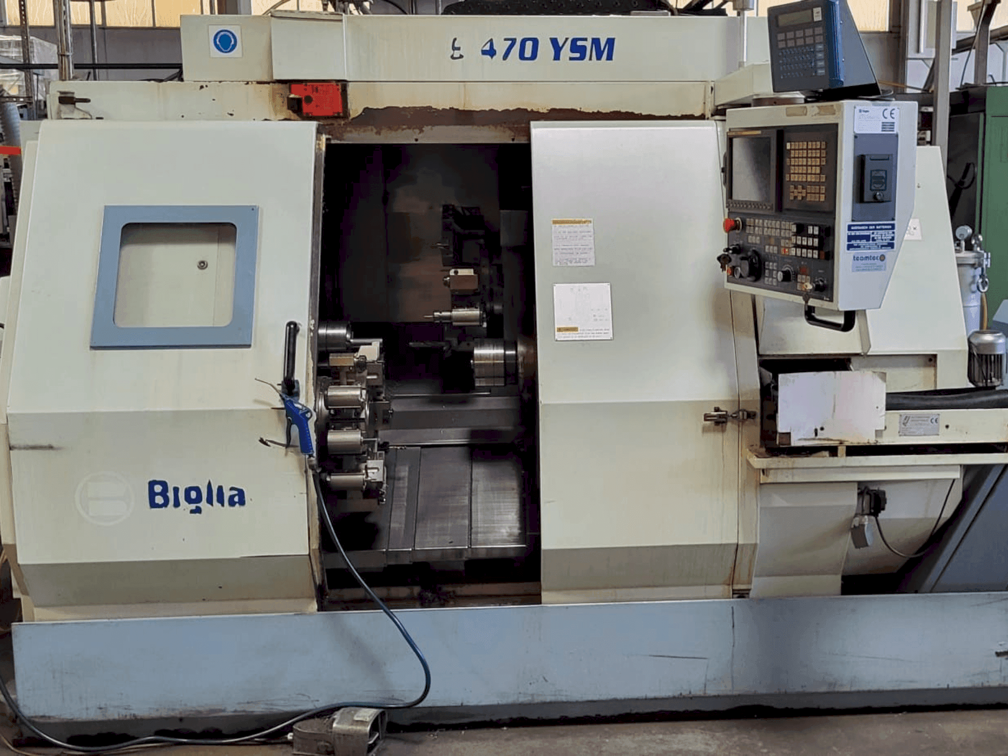 Vooraanzicht van Biglia B470 YSM machine