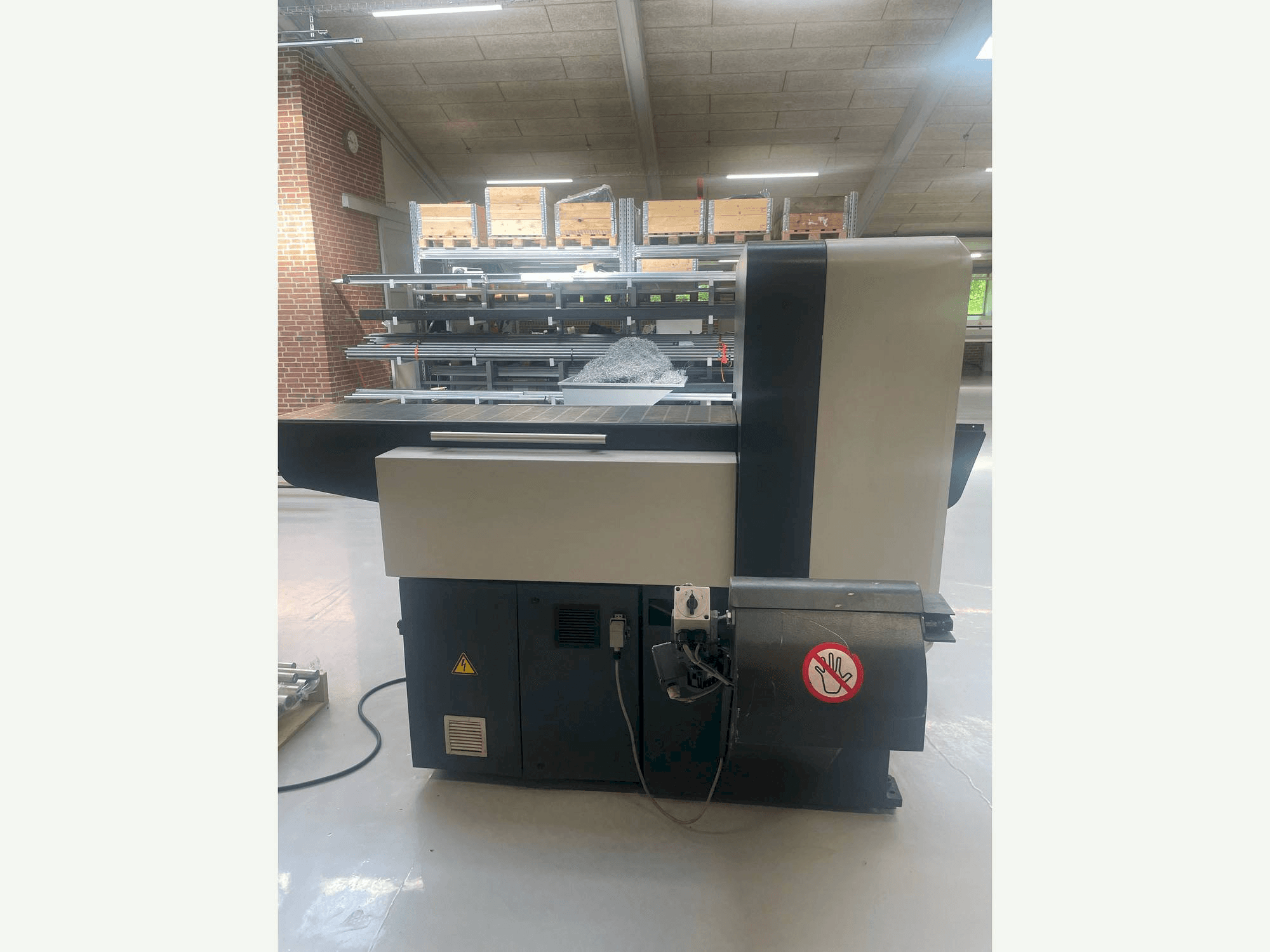 Vooraanzicht van KASTO Verto A2 machine