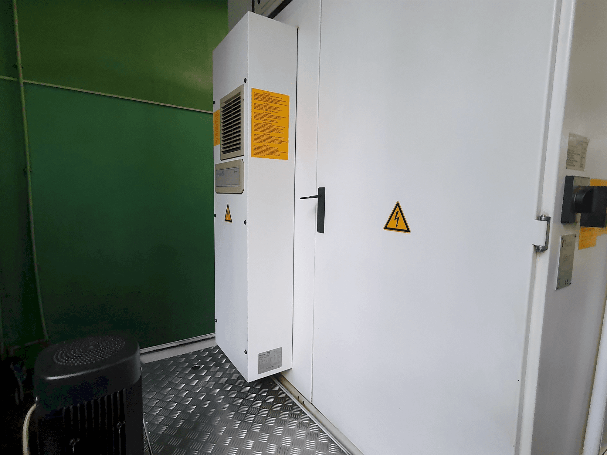 Achteruitzicht van Walter Helitronic Power machine