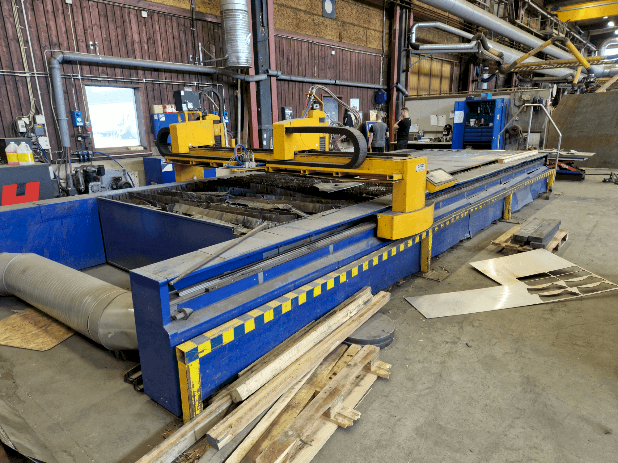 Vooraanzicht van MicroStep PLS 7501.25PG machine