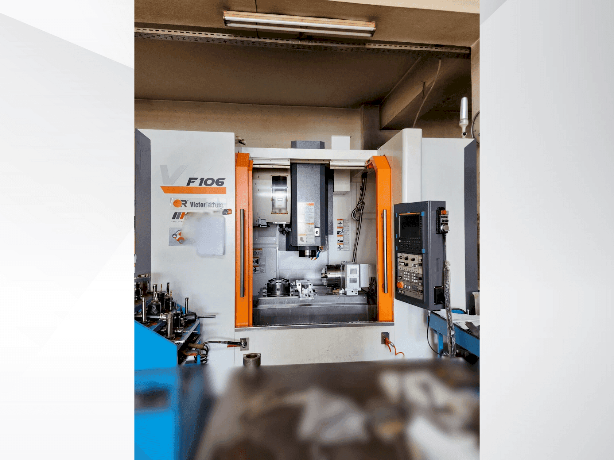 Vooraanzicht van VICTOR TAICHUNG Taichung Vcenter F106 machine