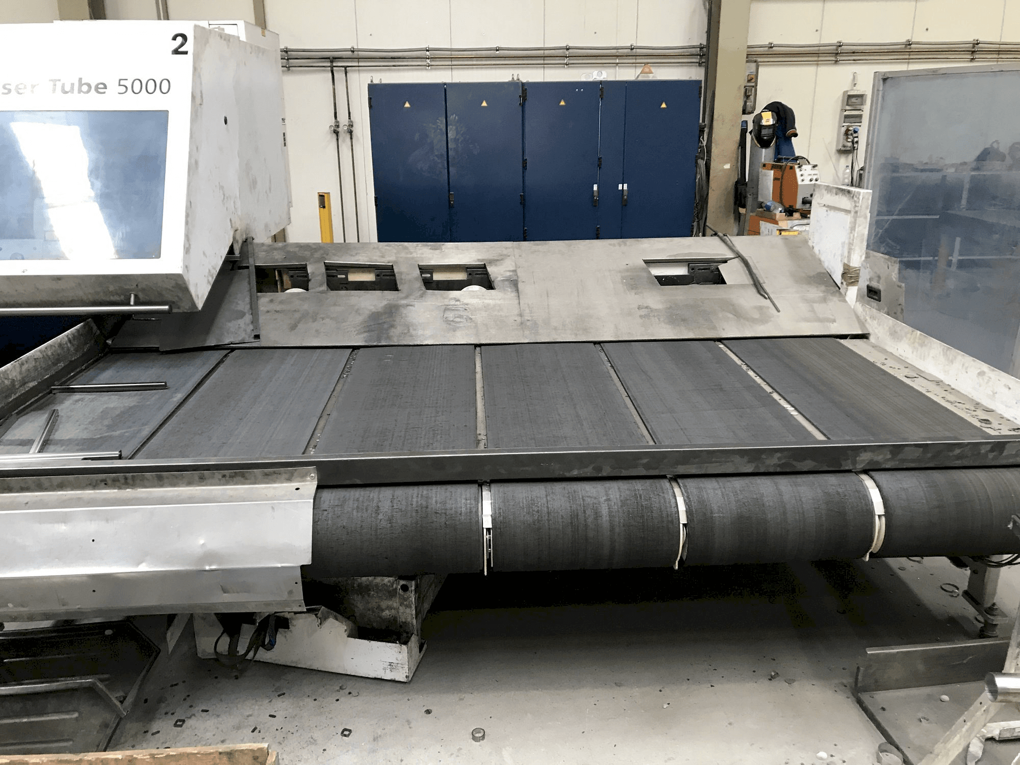 Vooraanzicht van Trumpf TruLaser Tube 5000 machine