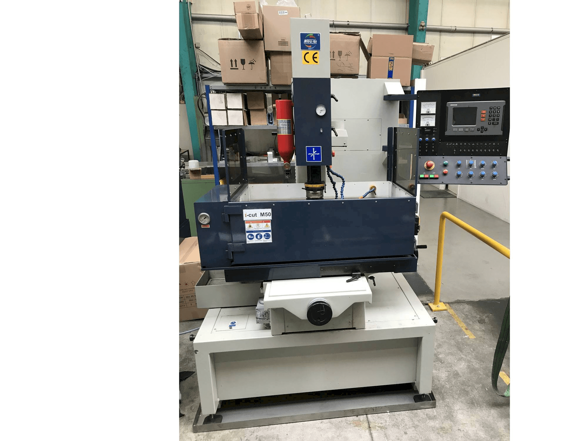 Vooraanzicht van i-cut M50 machine