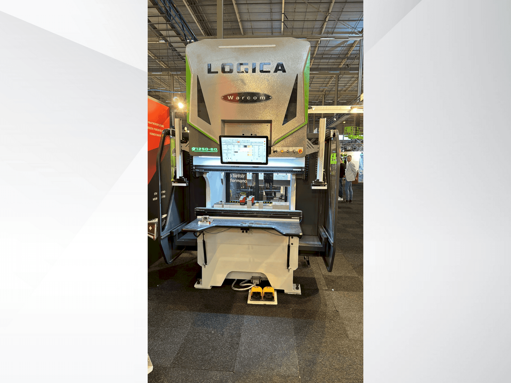 Vooraanzicht van Warcom LOGICA 1250-60 machine