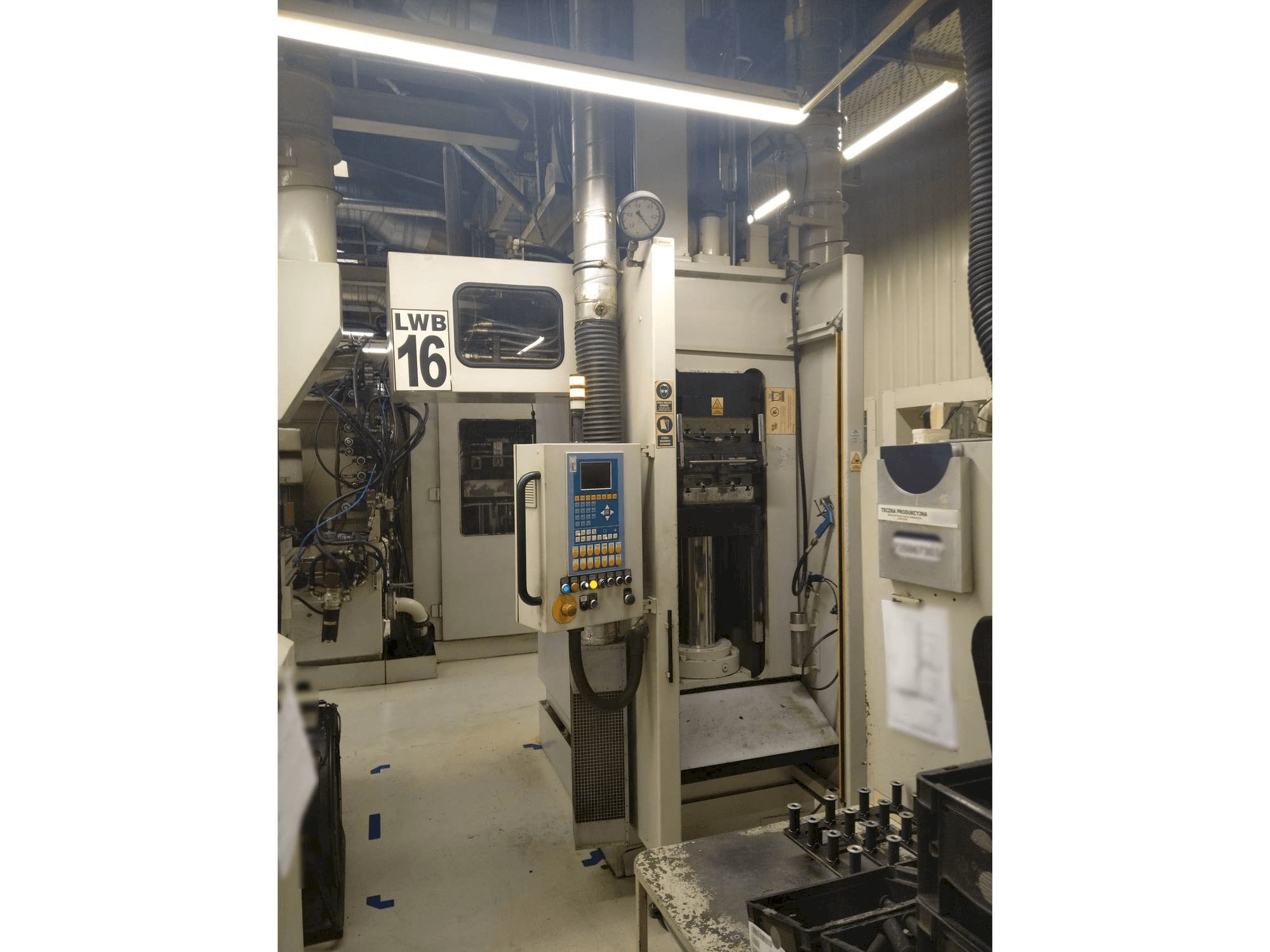 Vooraanzicht van LWB STEINL VRE 1100/1000 machine