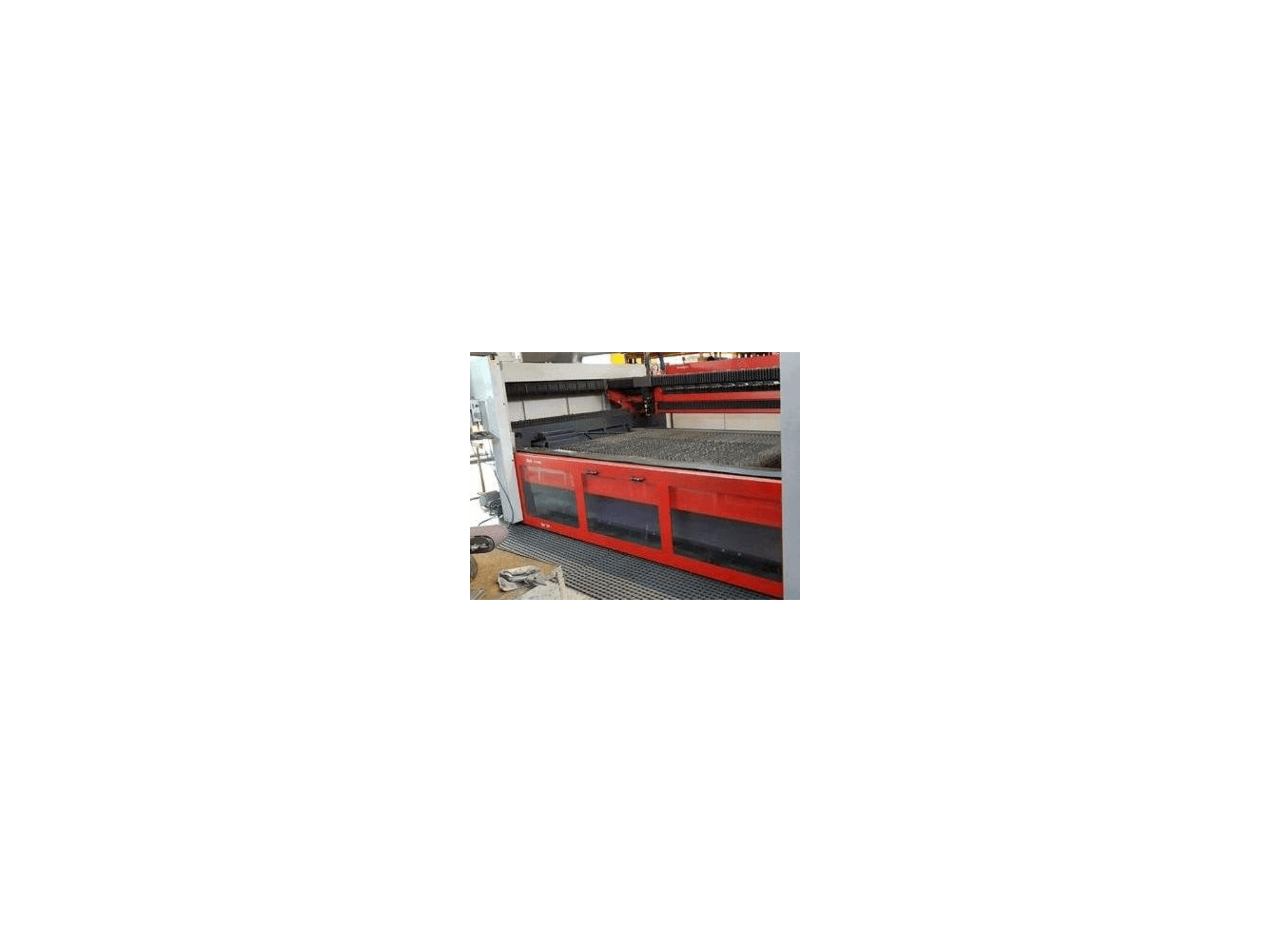 Vooraanzicht van Bystronic Bystar II 3015 machine