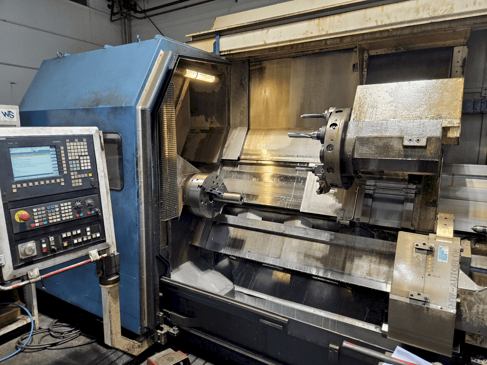 Vooraanzicht van HEYNUMAT 21 U/2500 machine