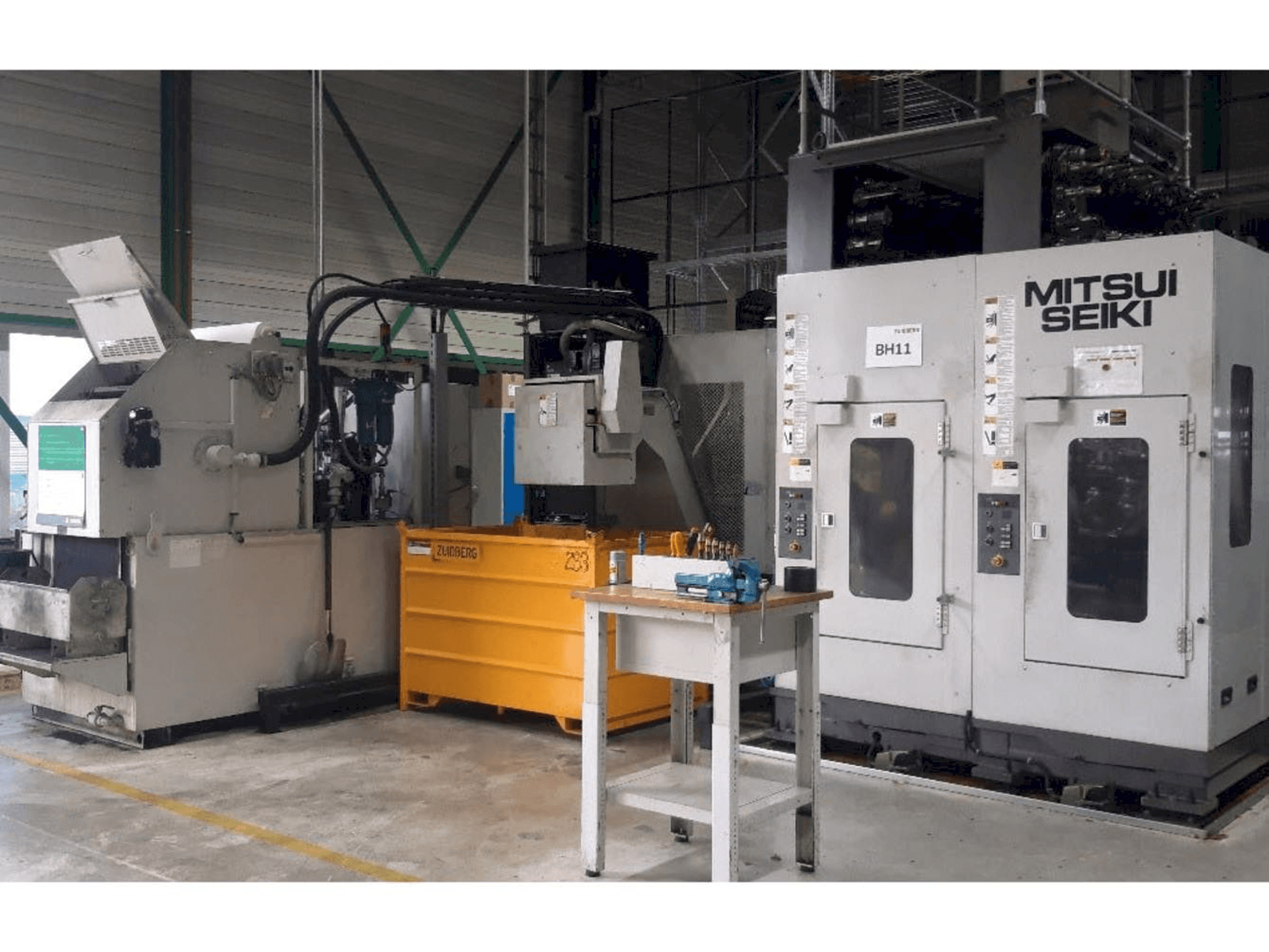 Vooraanzicht van Mitsui Seiki HW630 machine