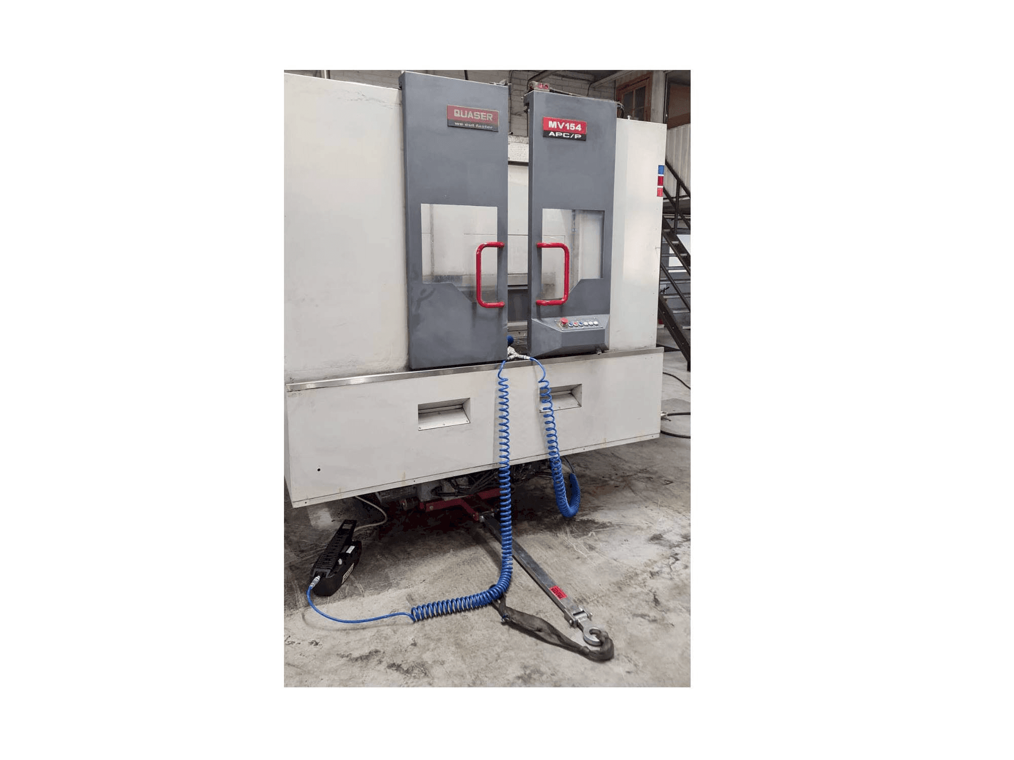 Vooraanzicht van Quaser MV154APC/P12 machine