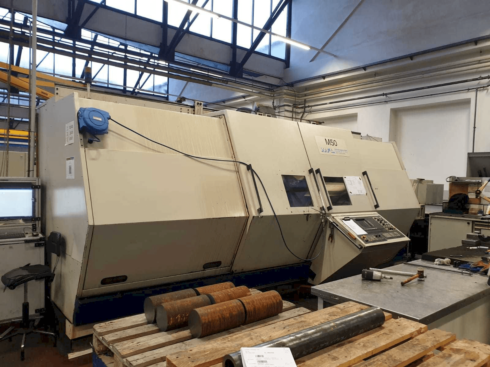 Vooraanzicht van WFL M50 machine