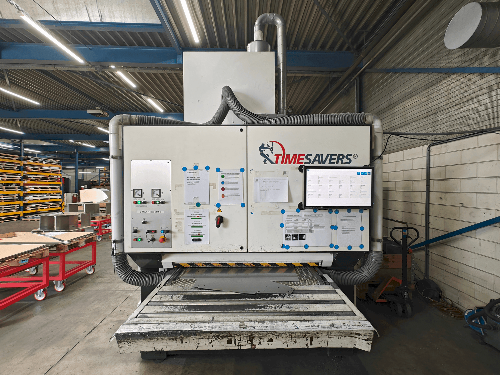 Vooraanzicht van TIMESAVERS 42-serie-1350-RB machine