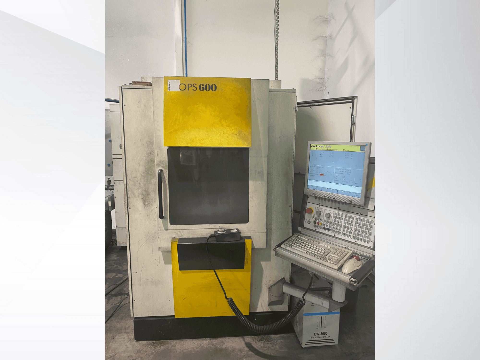 Vooraanzicht van OPS INGERSOLL OPS 600 machine