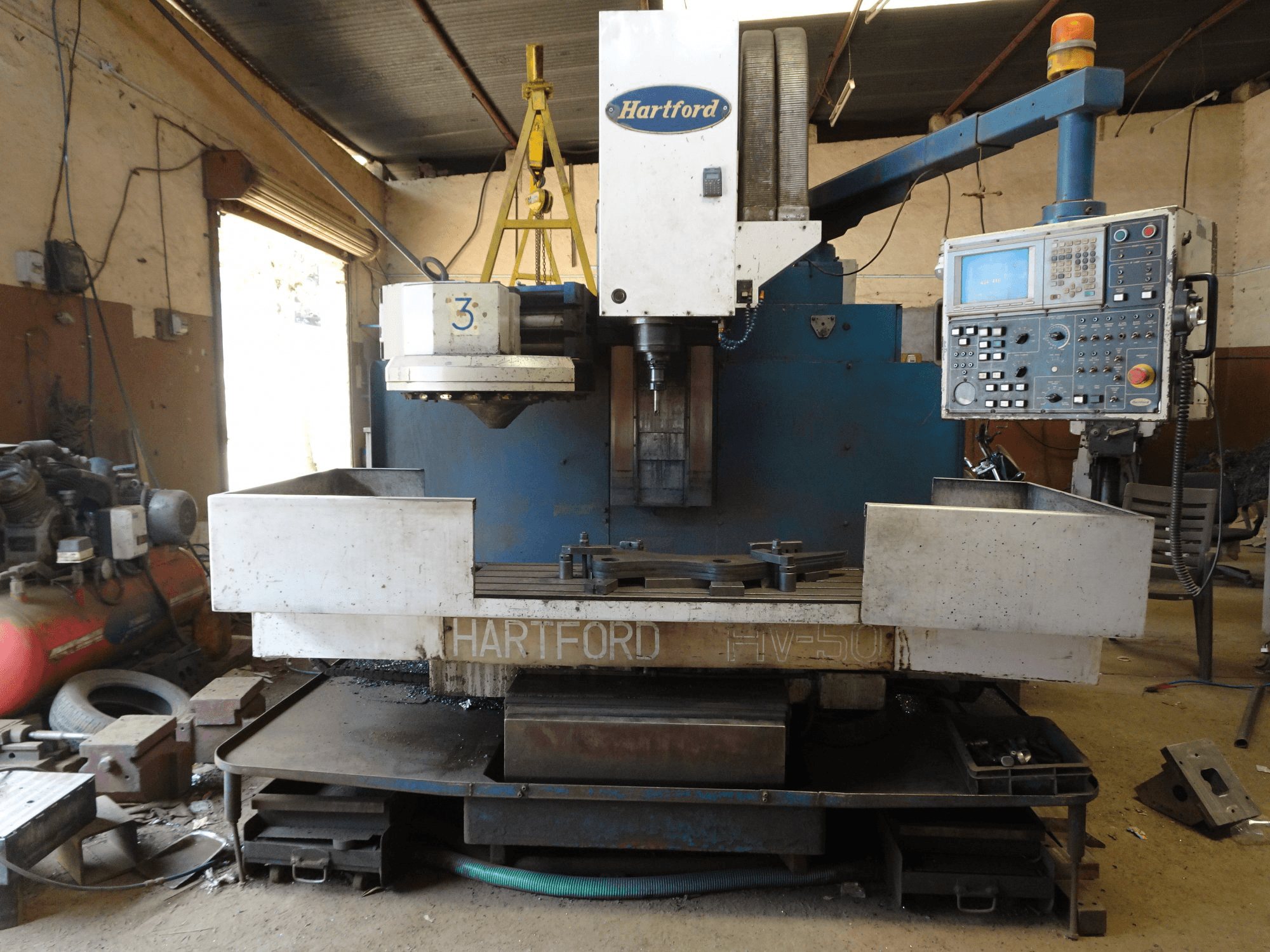 Vooraanzicht van Hartford HV-50S machine