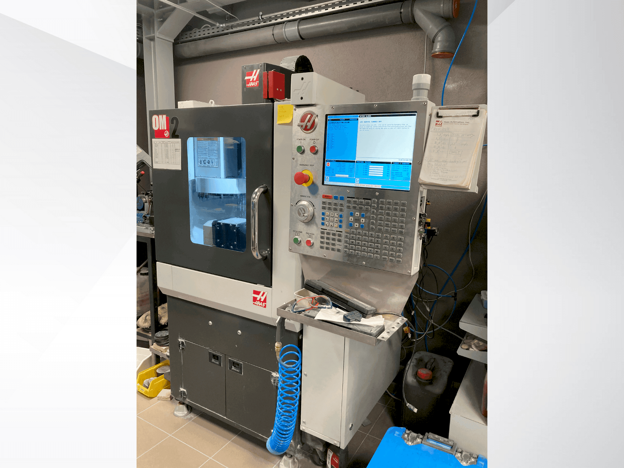 Vooraanzicht van HAAS OM-2A machine