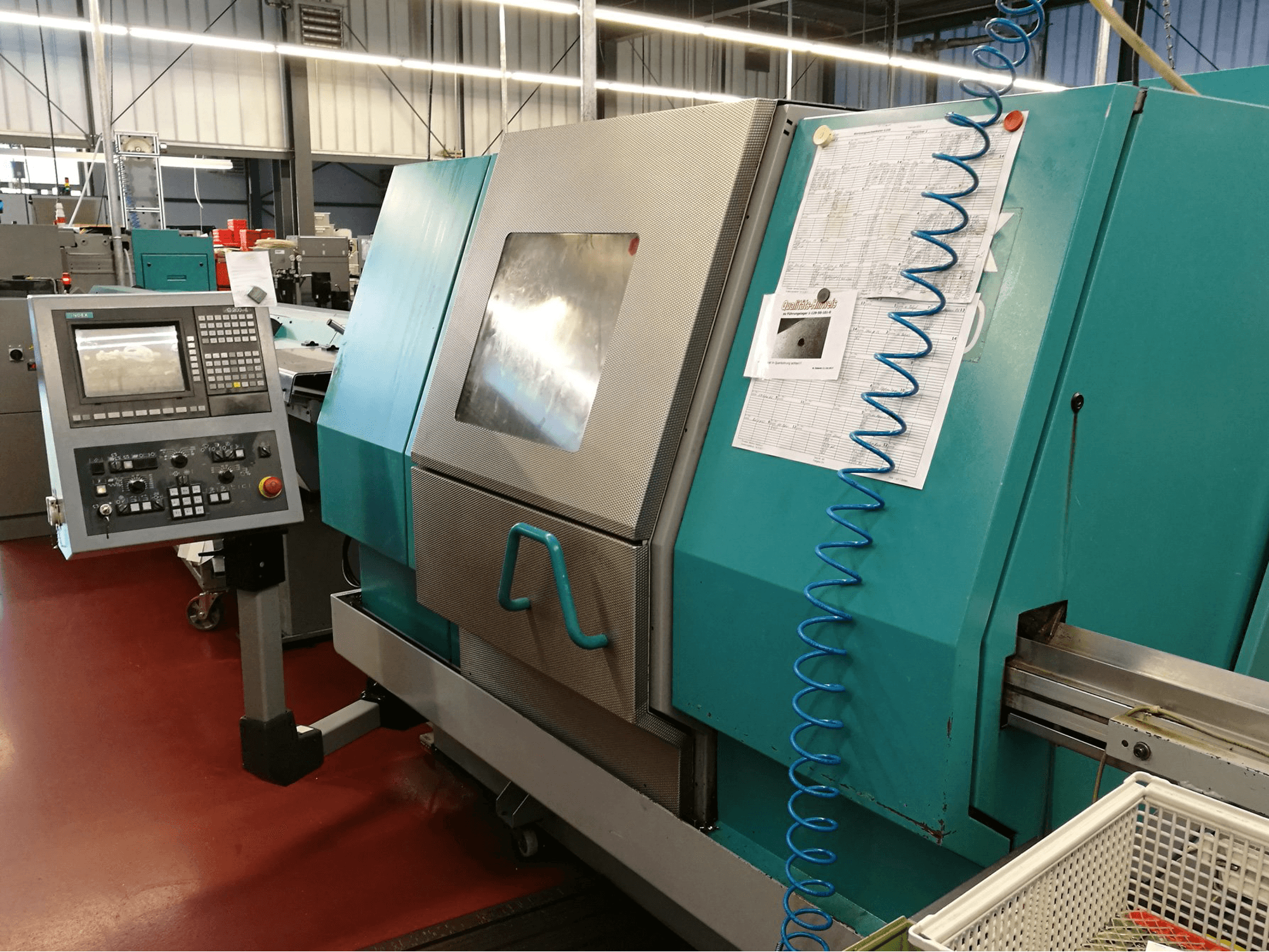 Recht aanzicht van Index G200 machine