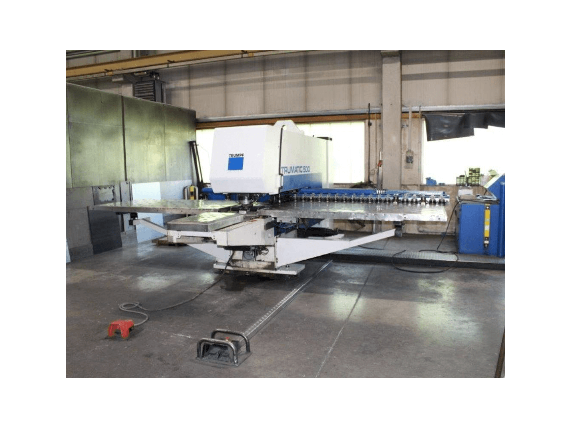Vooraanzicht van Trumpf Trumatic 500 machine